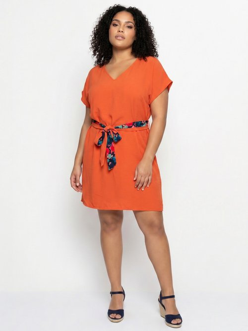 Robe housse courte, ceinture fantaisie Femme Grande Taille Rose MA-M135-123DP FA1