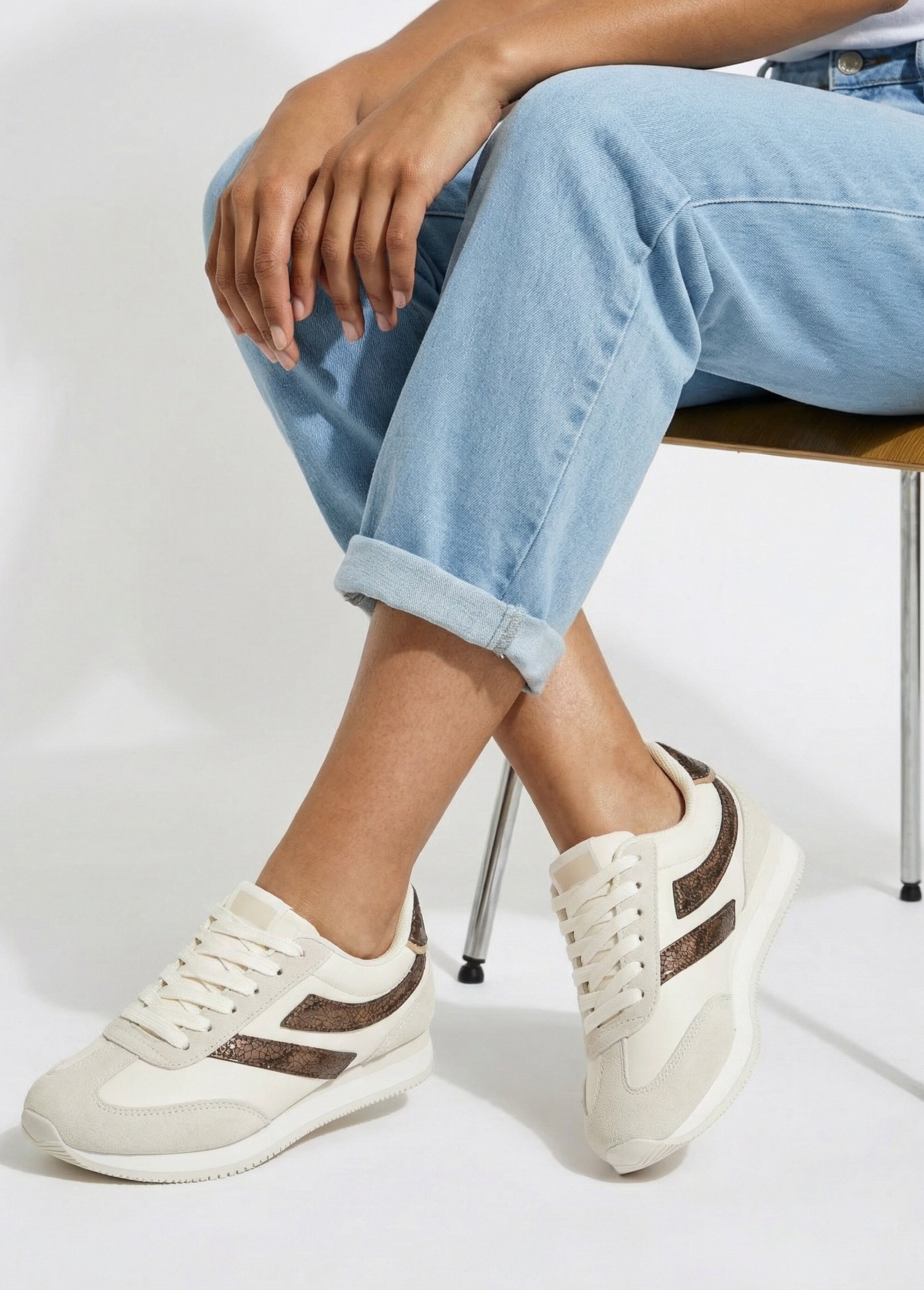 Baskets look sporty + lacets fantaisie Femme Beige ERY9209 SI1