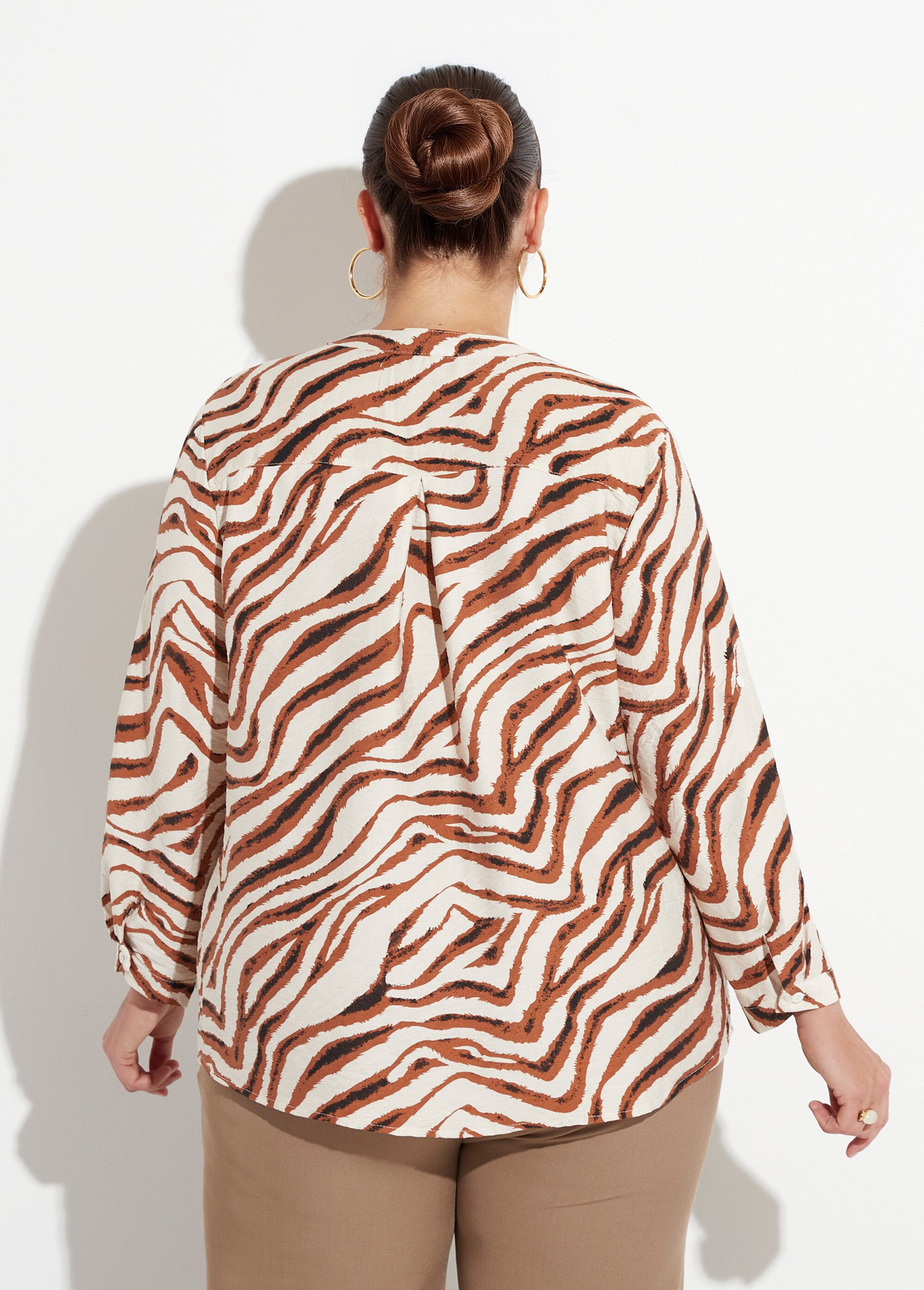 Blouse col V boutonné imprimé animalier Femme Grande Taille Marron CHY-F607 DO1