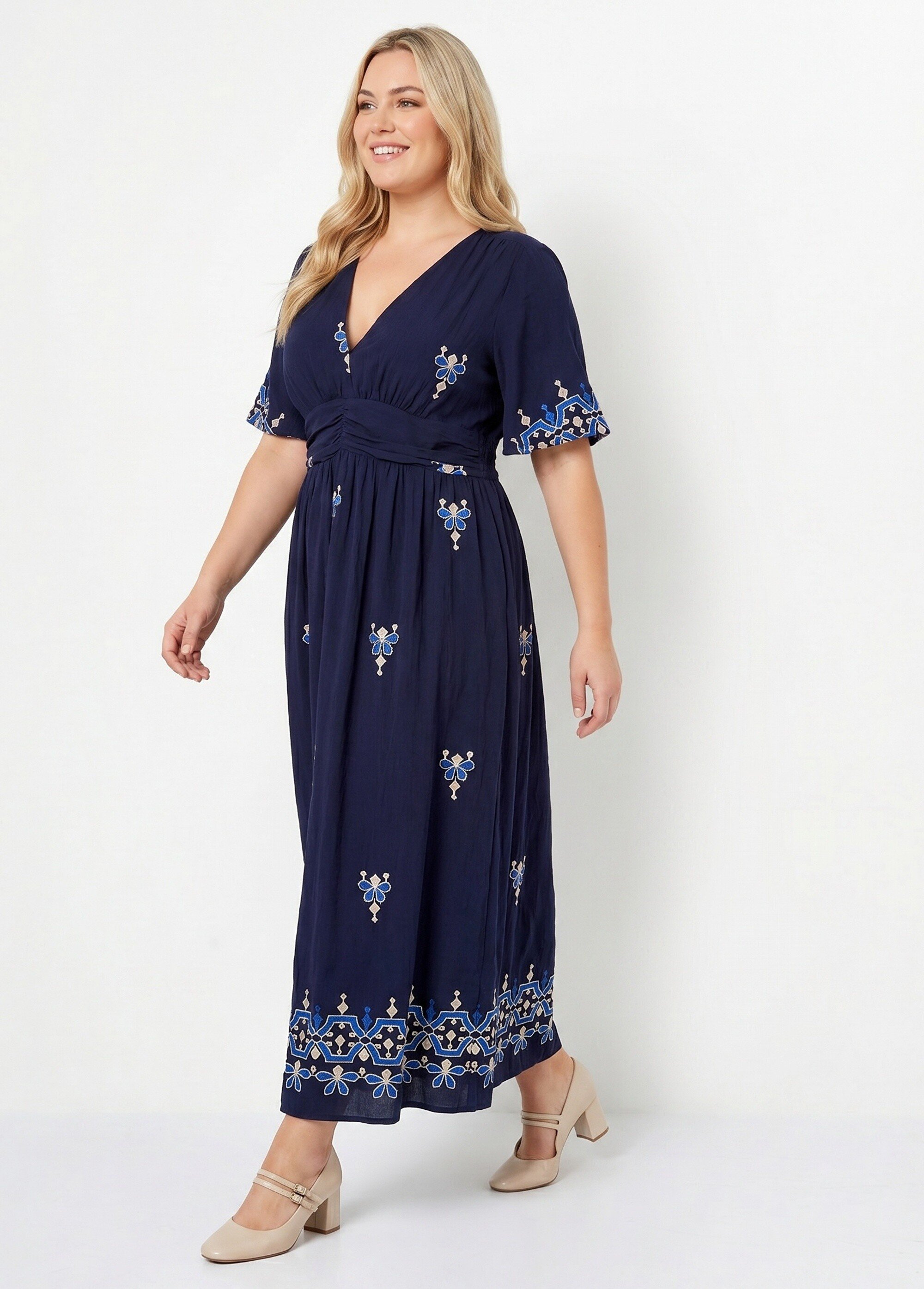 Robe longue col V, broderies ethniques Femme Grande Taille Bleu MA-M057-2711 MV1