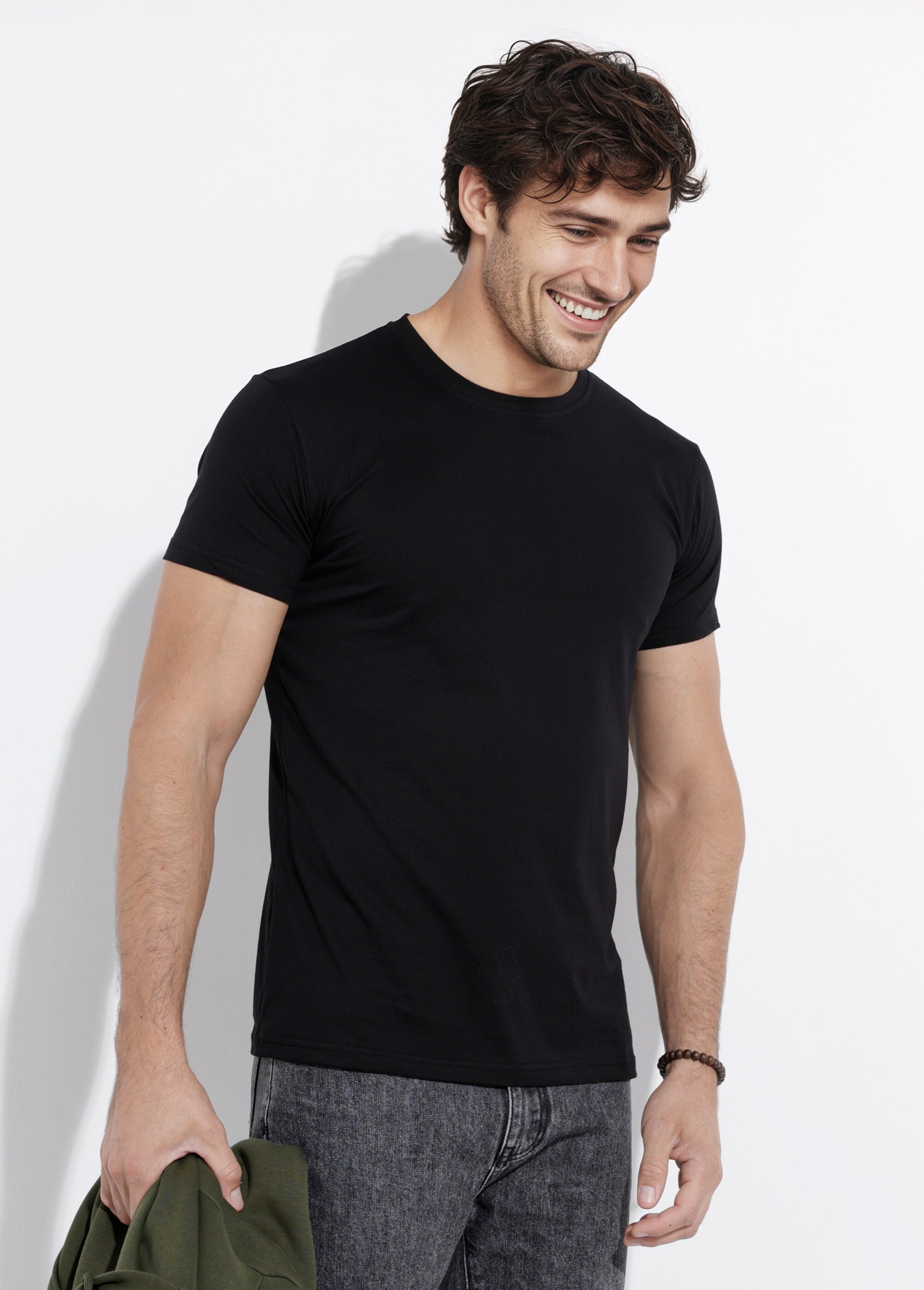 T-shirt col rond coupe ajustée