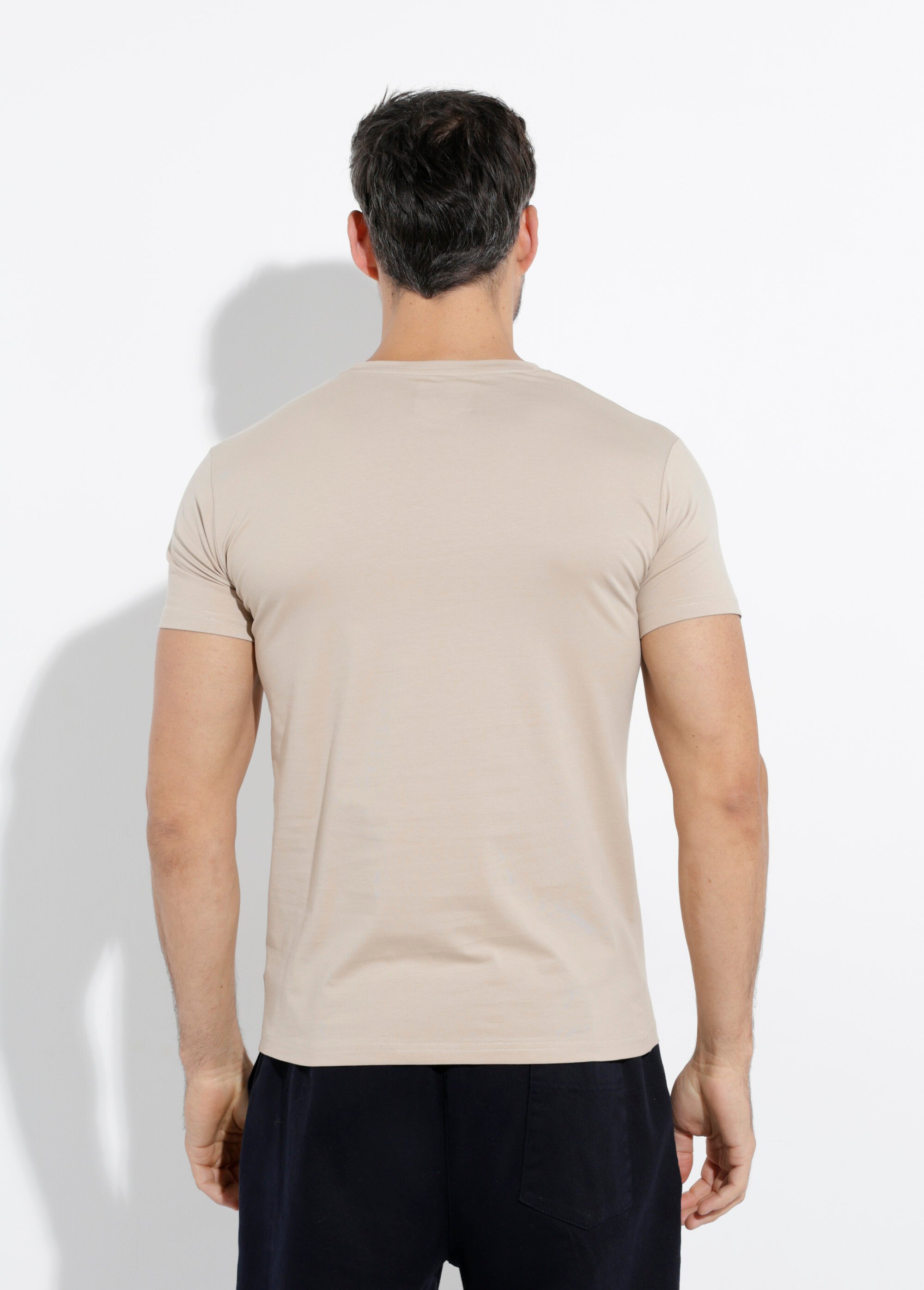 T-shirt col rond coupe ajustée