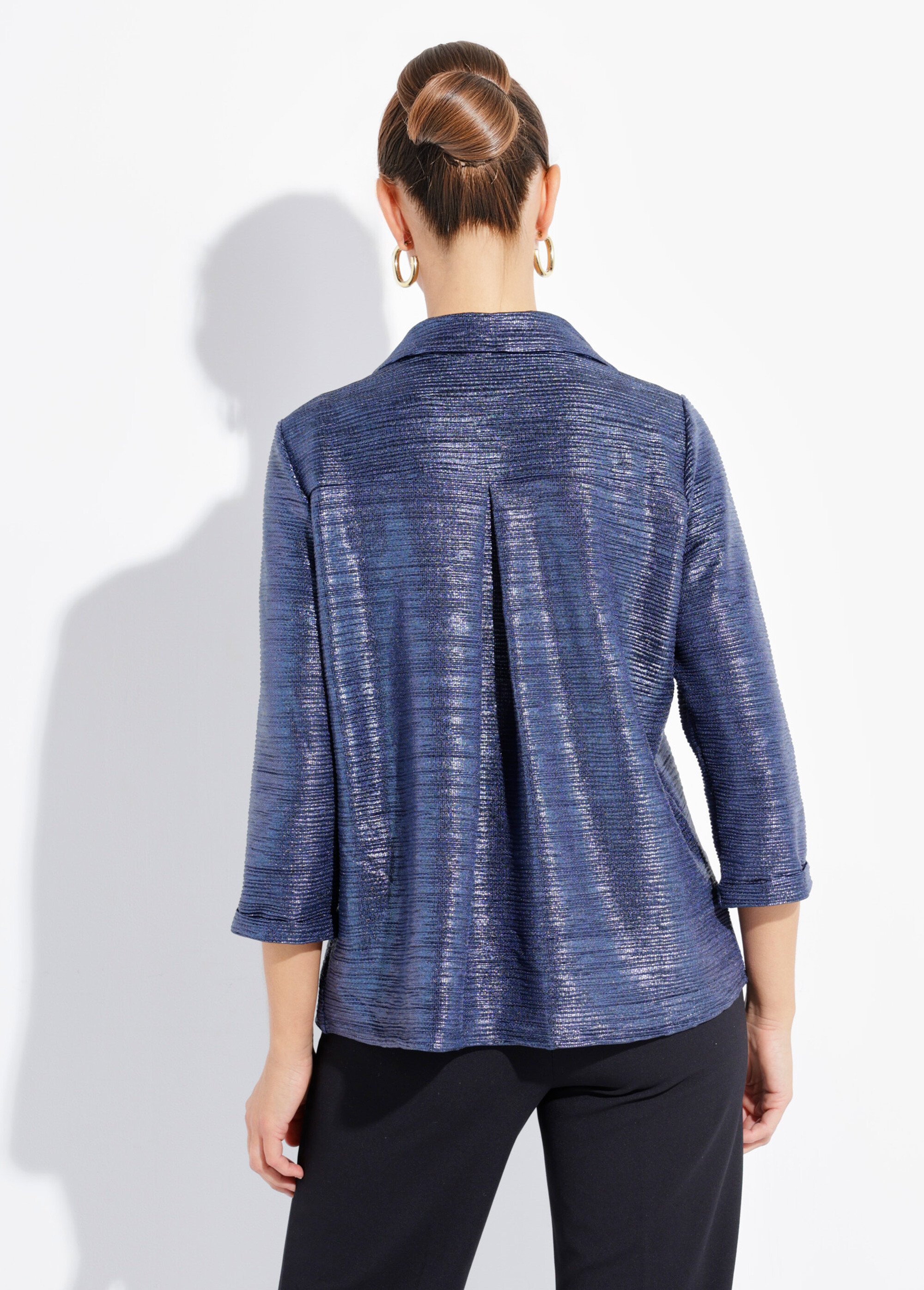 Tunique brillante avec encolure col V