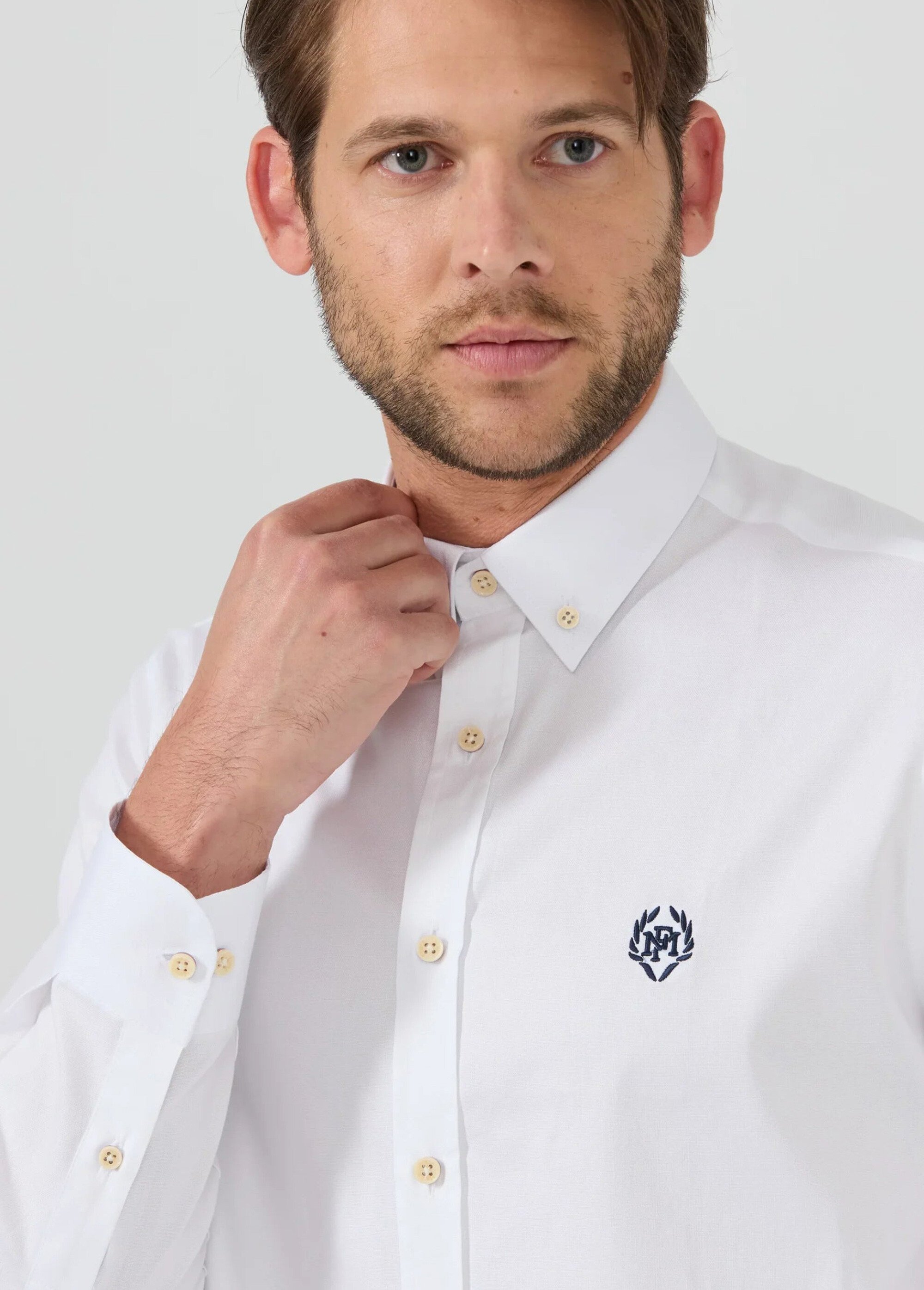 Chemise chic avec col américain