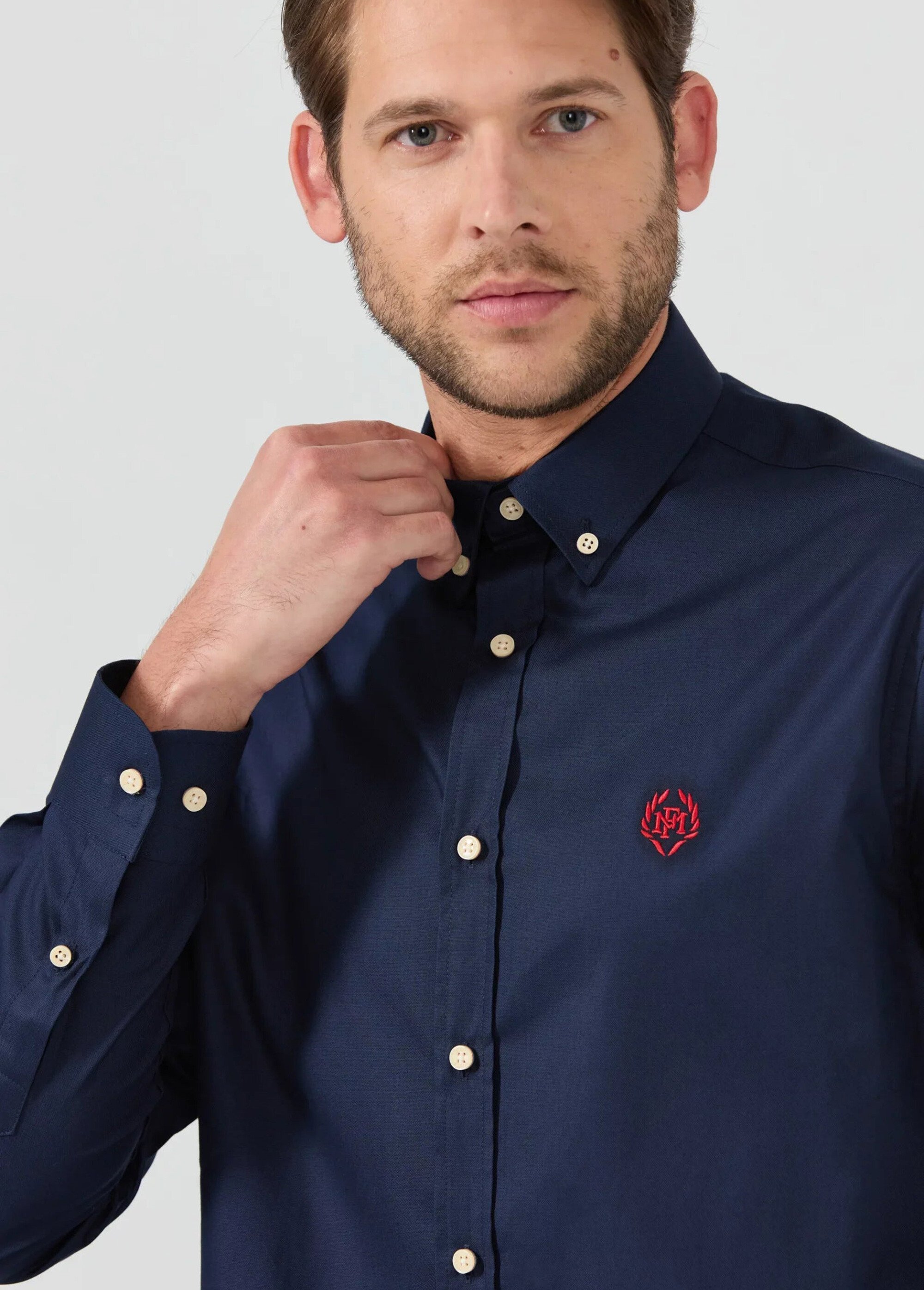 Chemise chic avec col américain