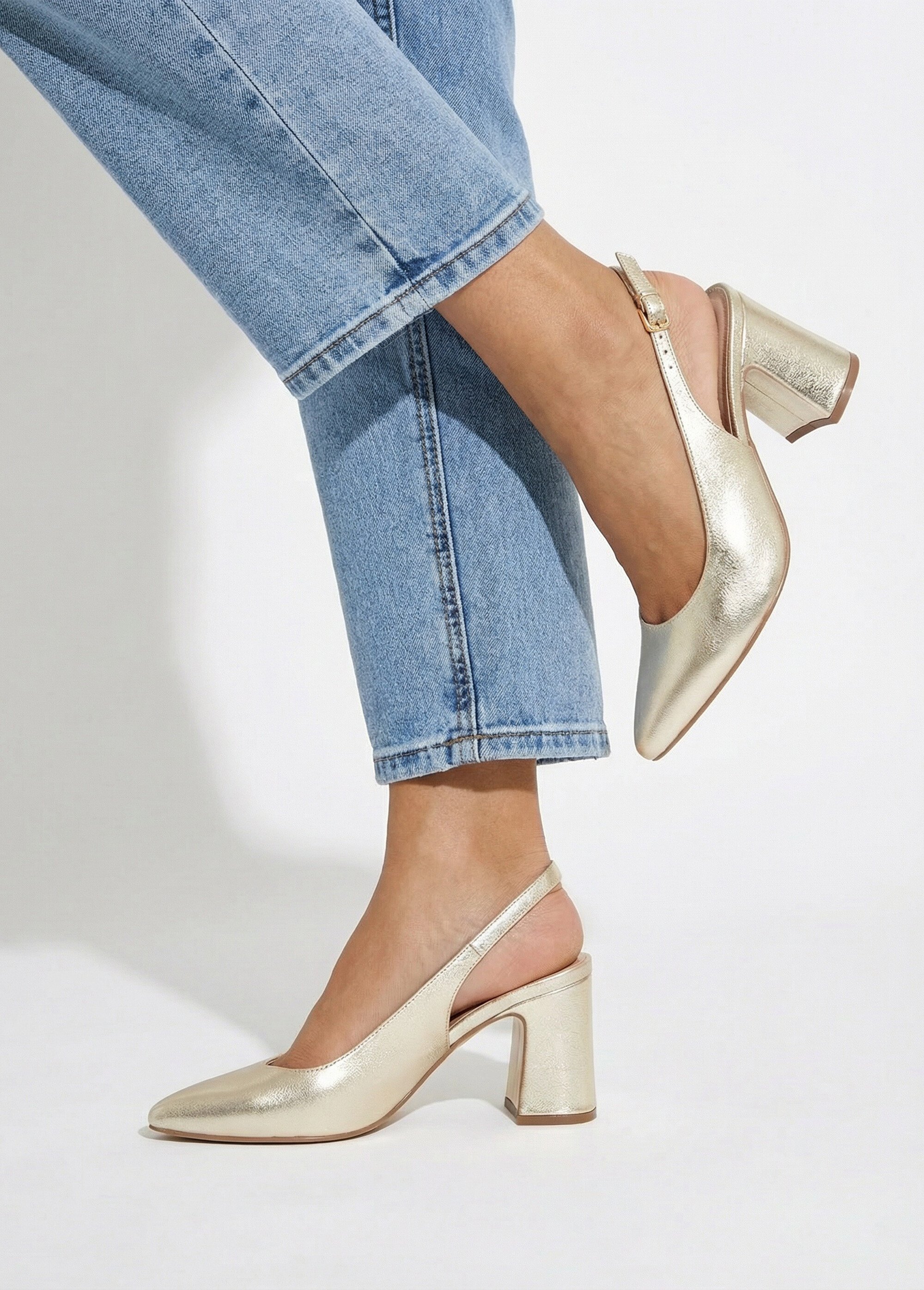 Escarpins pointus métallisés, talon haut Femme Doré MYSEV6093 SI1
