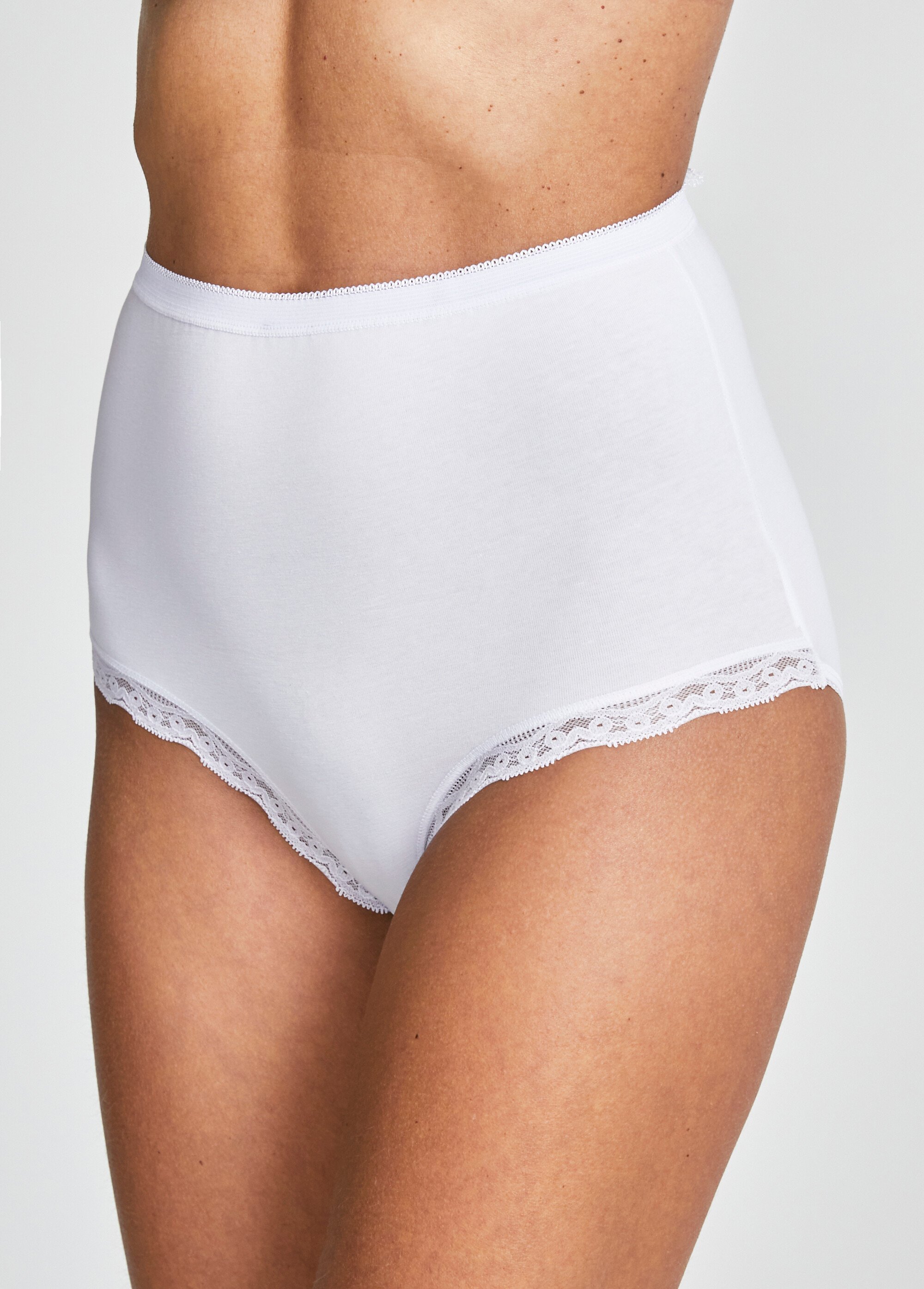 Culottes taille haute détail dentelle