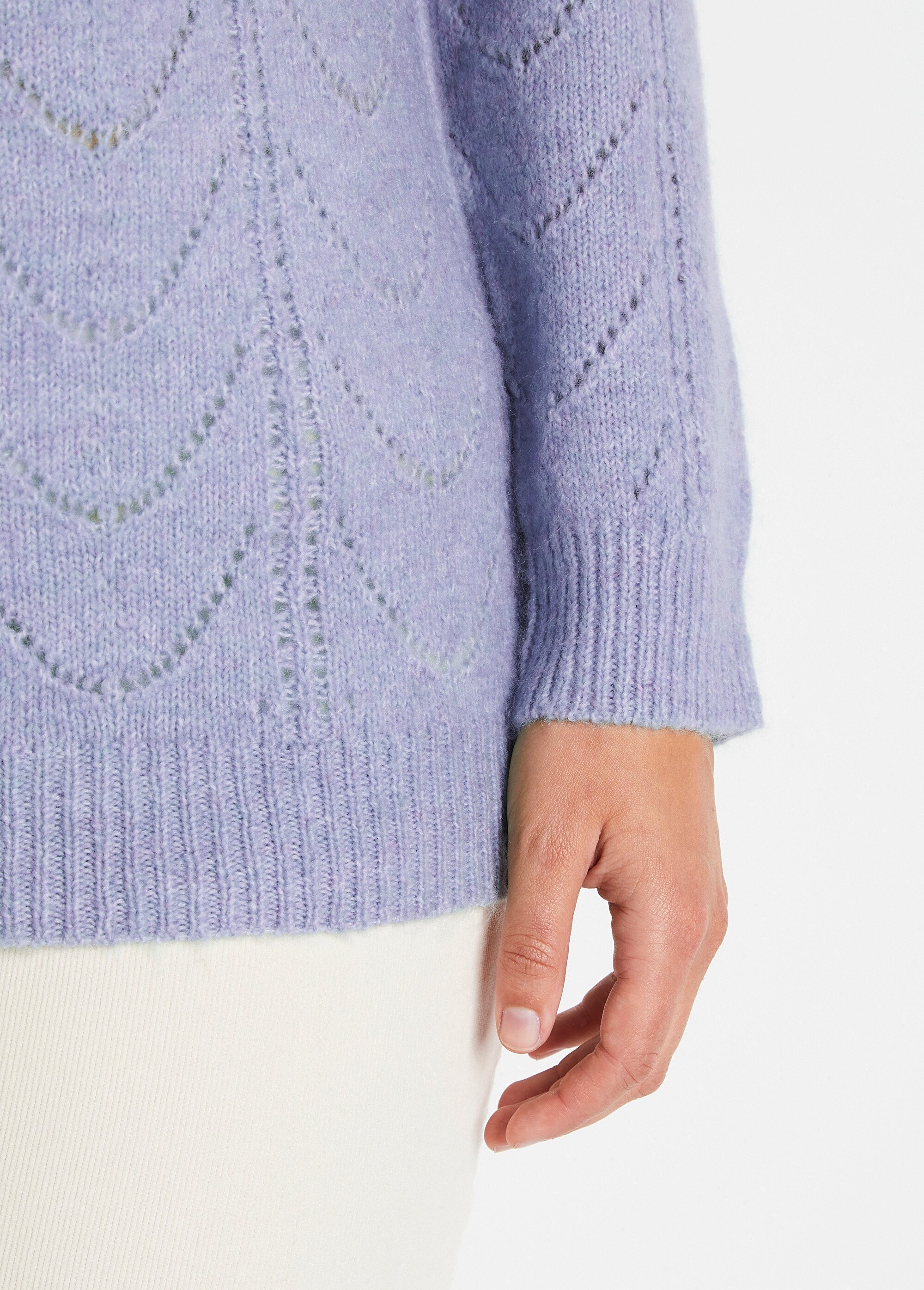 Pull maille chinée ajourée col rond