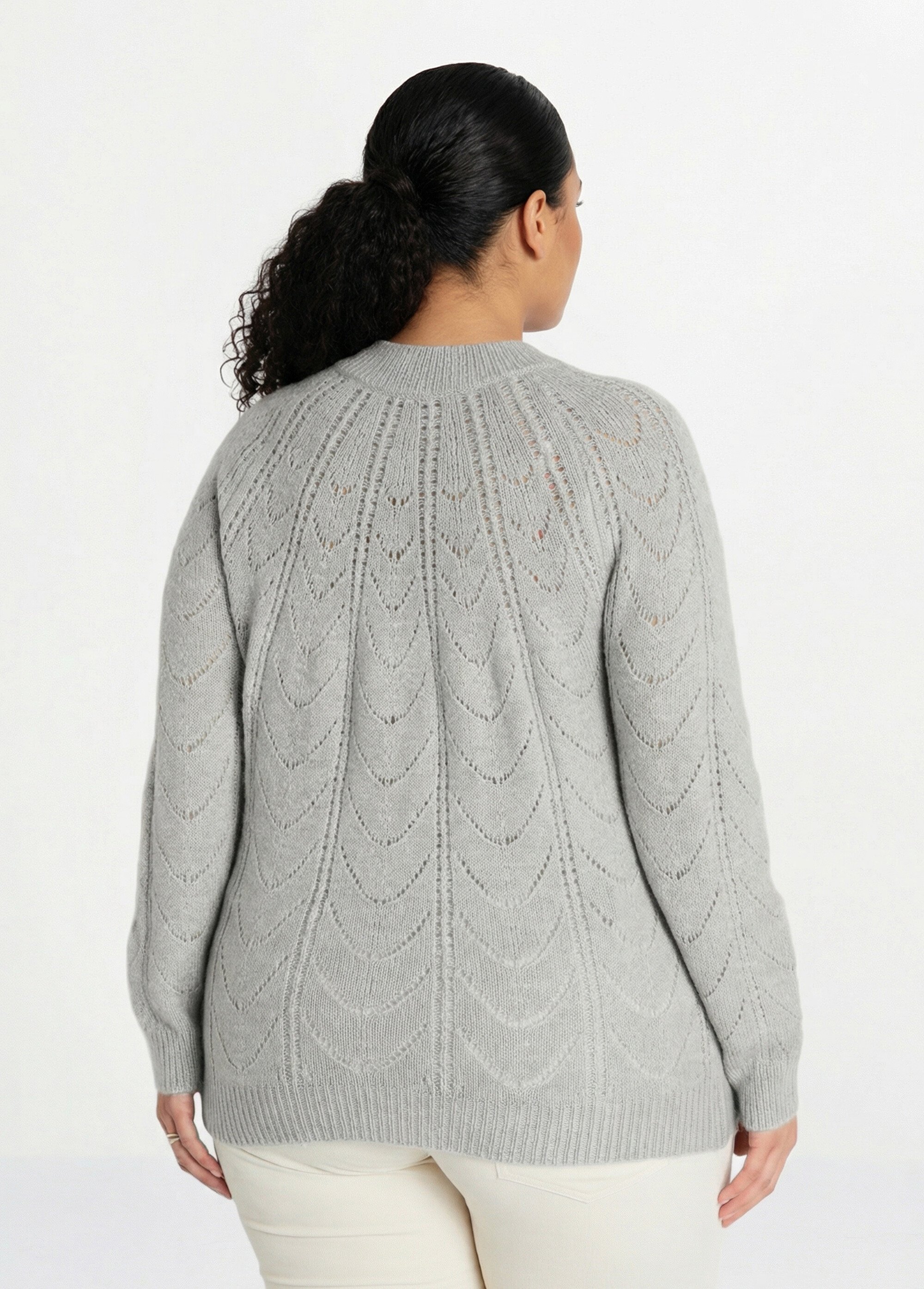 Pull maille chinée ajourée col rond