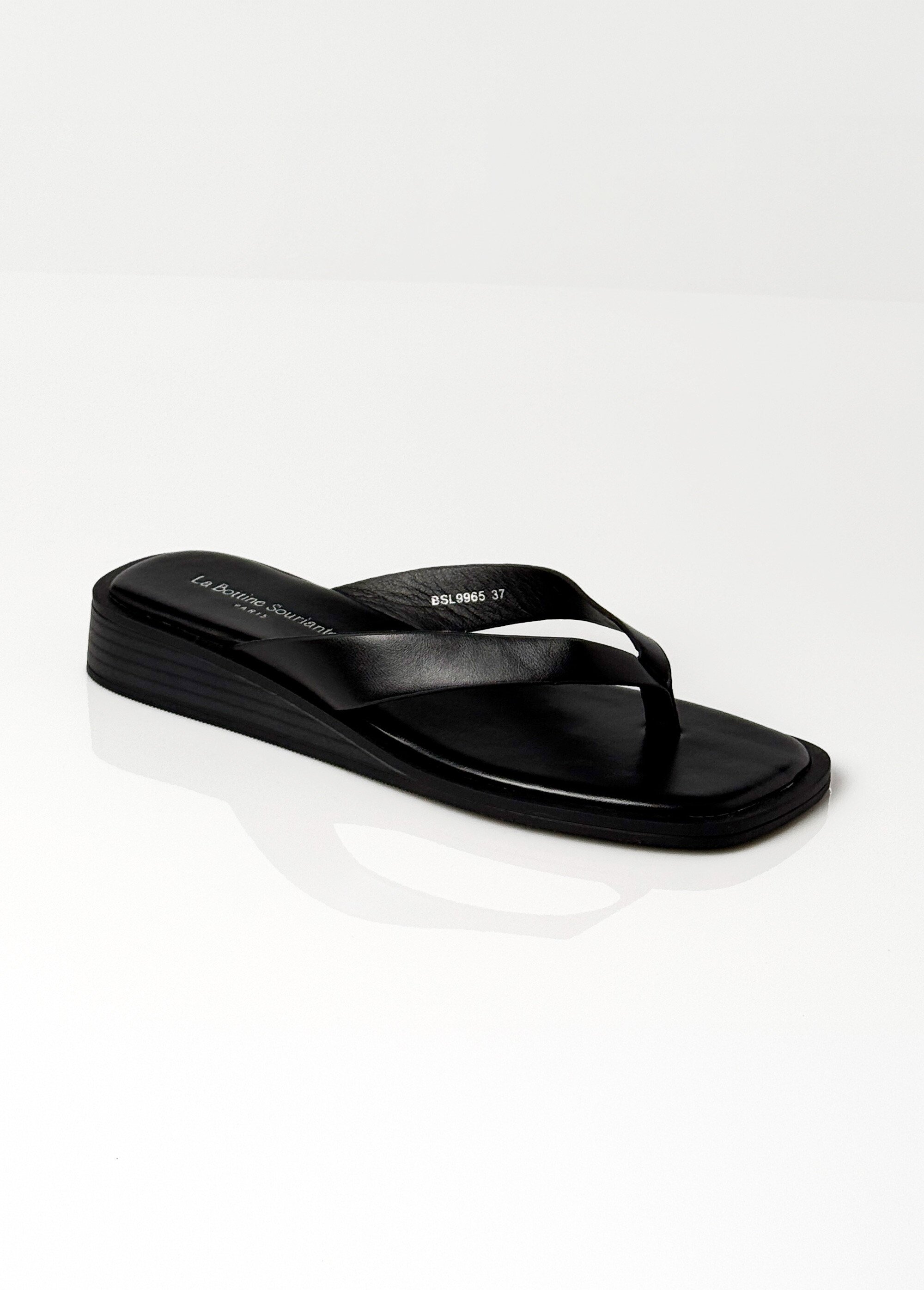 Tongs chic en simili cuir, bout carré Femme Noir LBSBSL9965 FA1