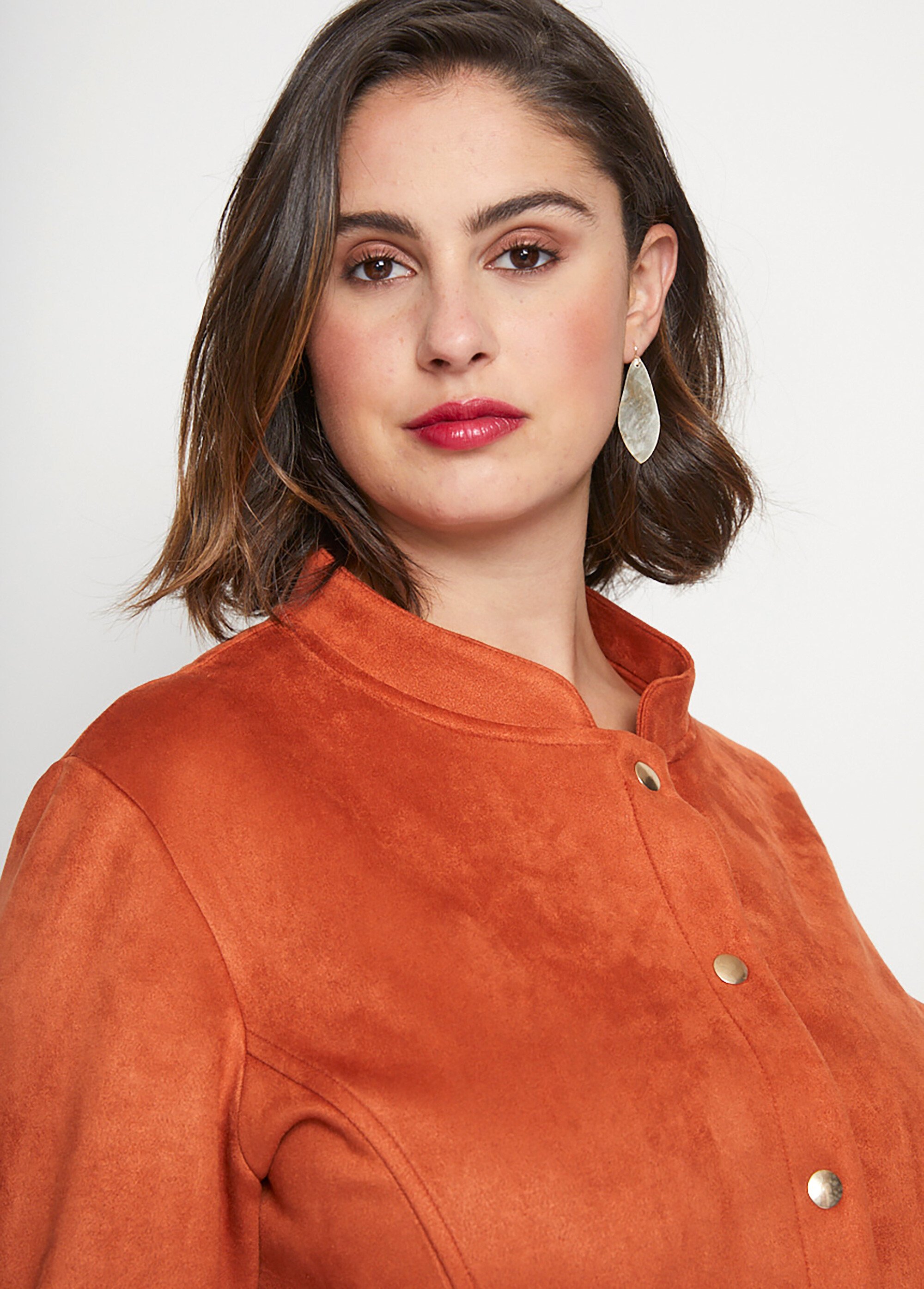 Veste courte pressionnée maille suédée