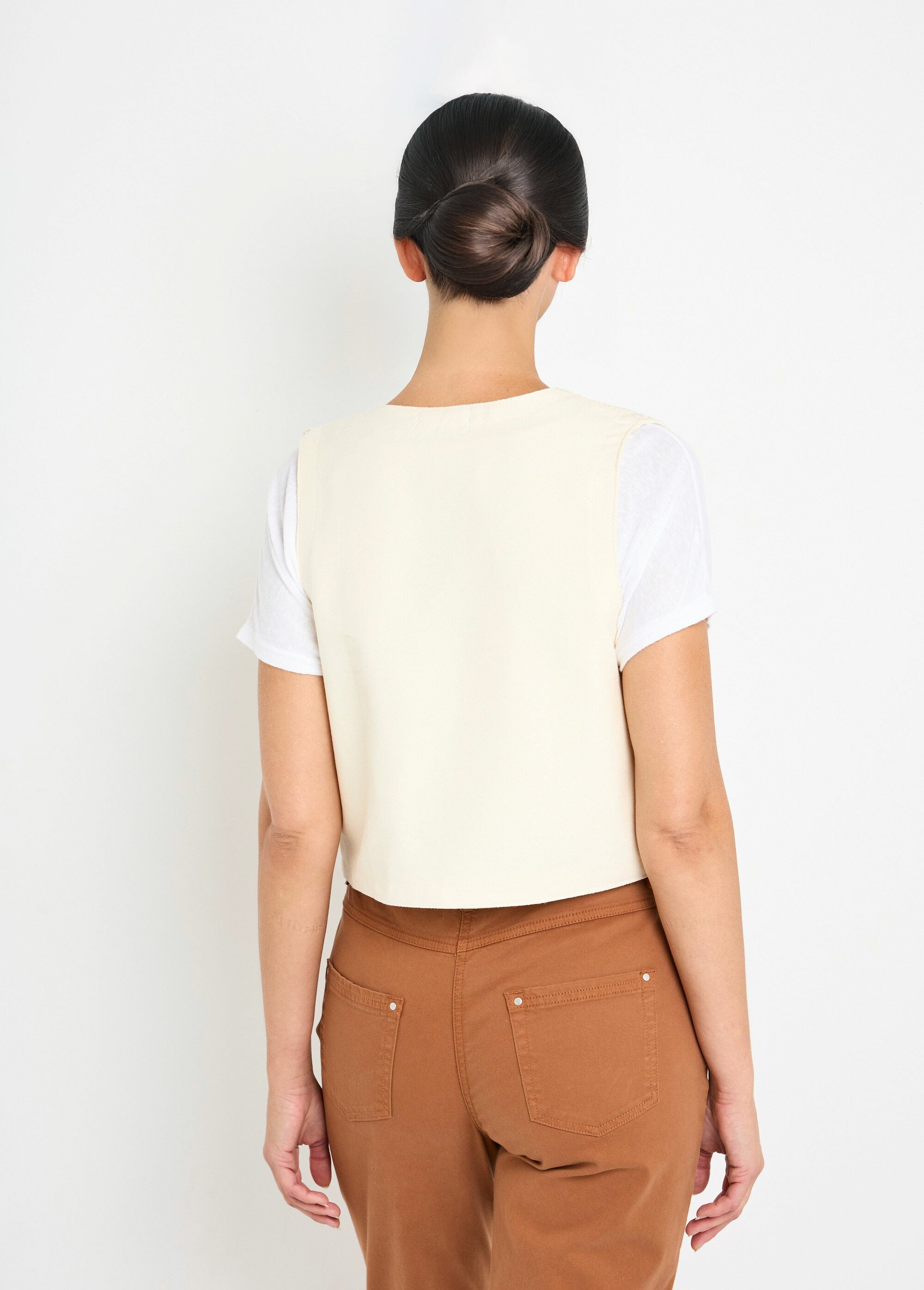 Gilet sans manches broderies et perles
