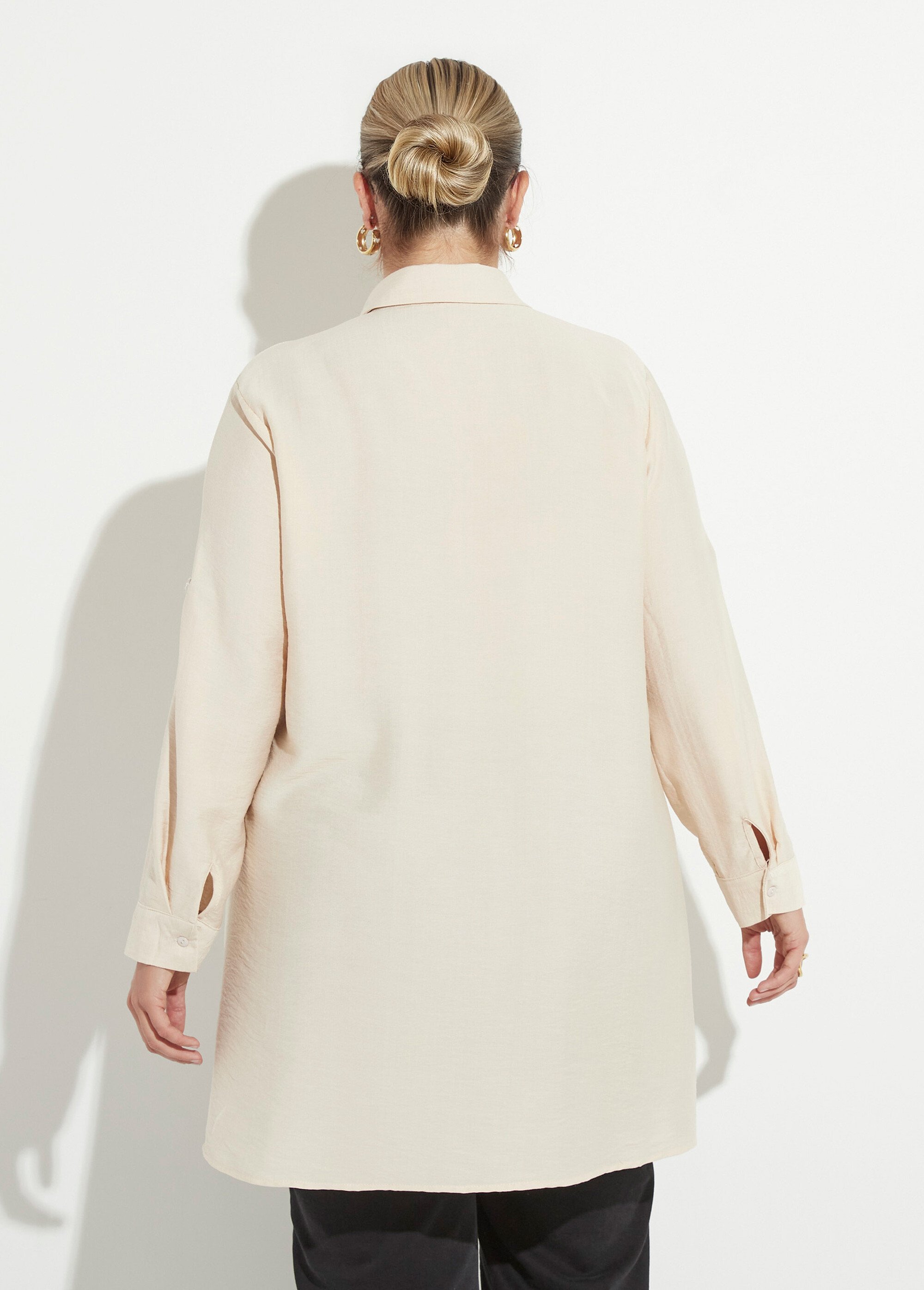 Robe chemisier courte avec broderies