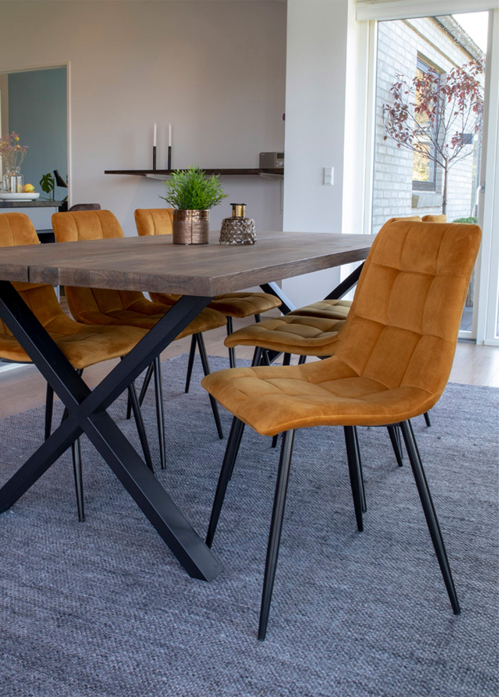 Chaise velours avec assise matelassée 1J JAUNE MOUTARDE HN-1001193 SI1