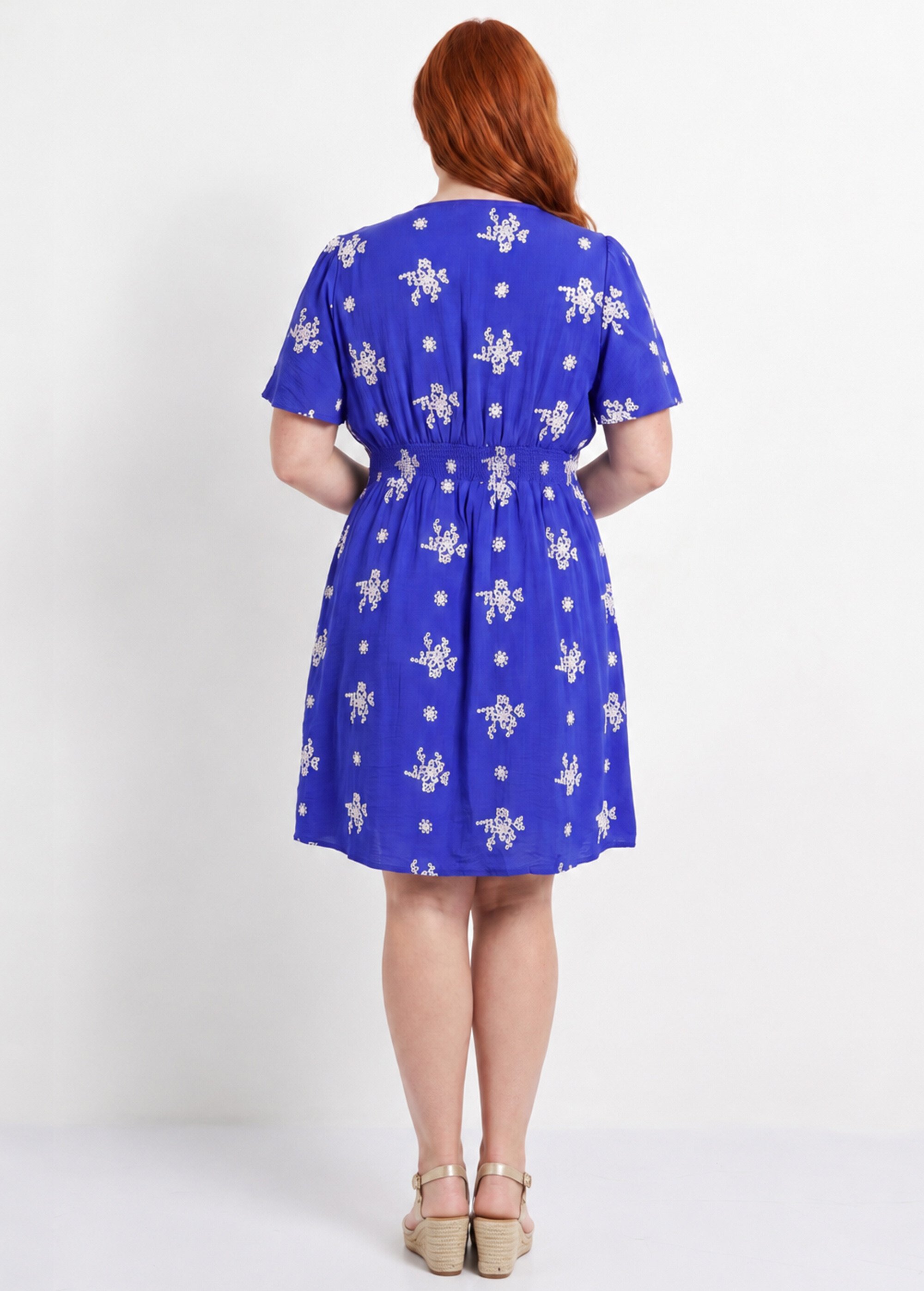 Robe broderies ajourées contrastantes Femme Grande Taille Bleu MA-1163-2336 DO1