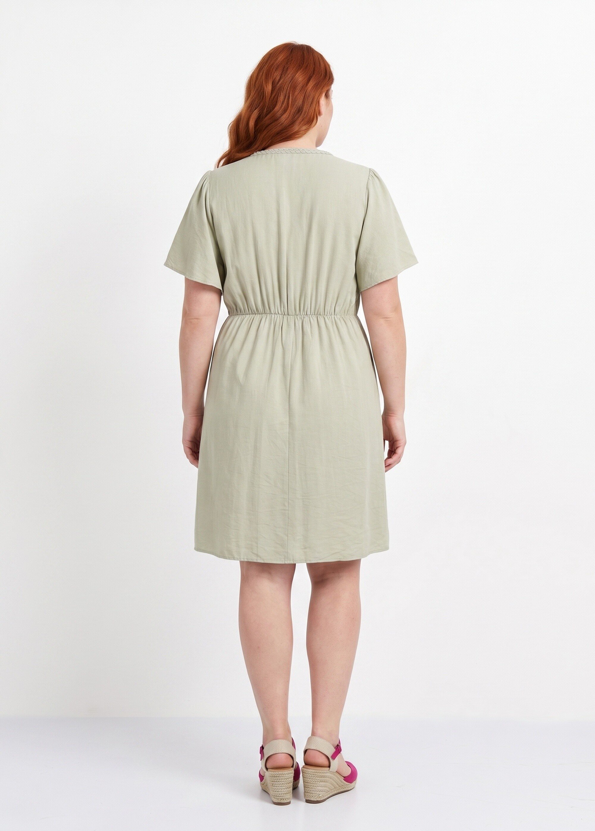 Robe courte col V, avec ganse tressée Femme Grande Taille Vert MA-M1279-2196 DO1