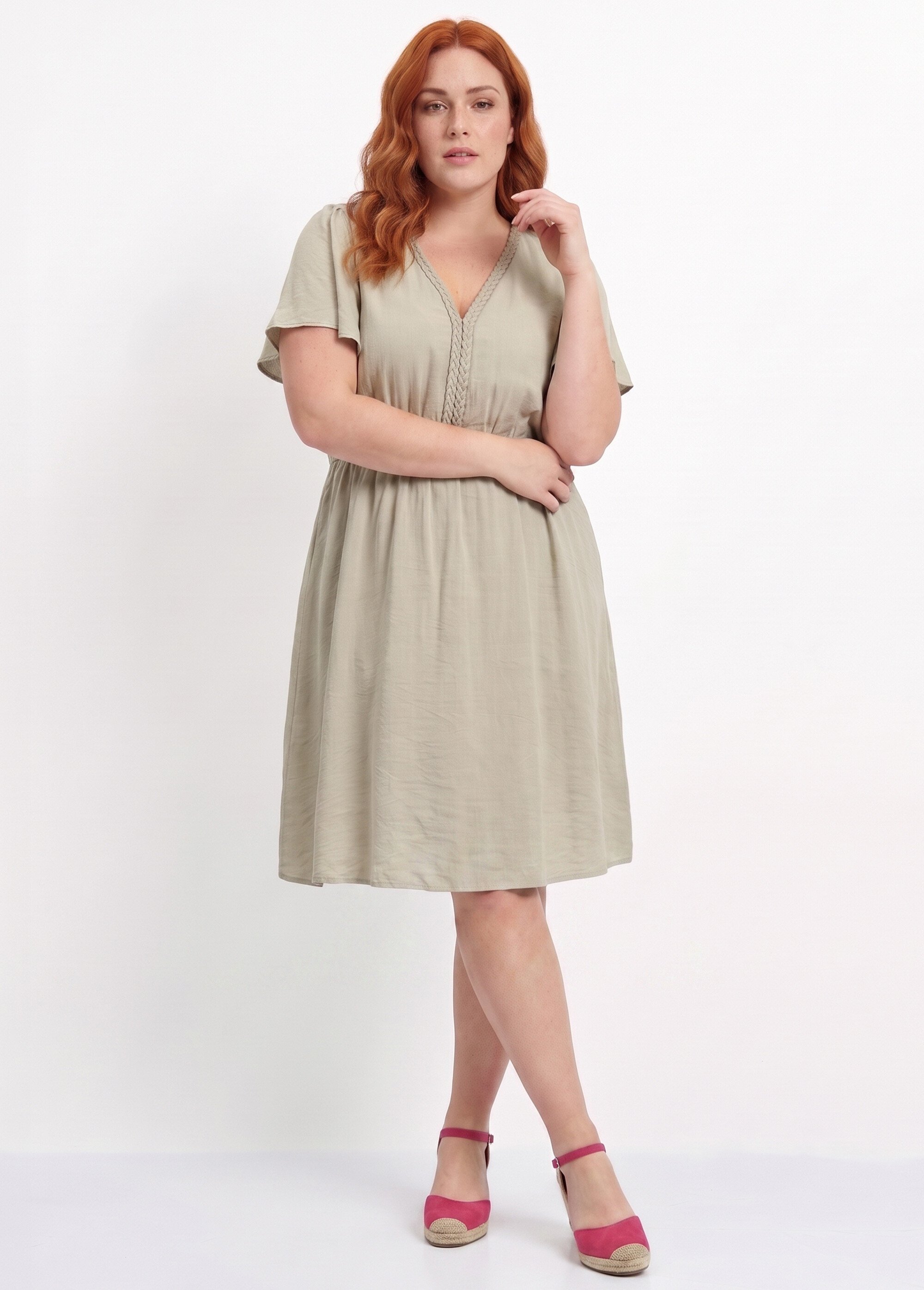 Robe courte col V, avec ganse tressée Femme Grande Taille Vert MA-M1279-2196 MV1