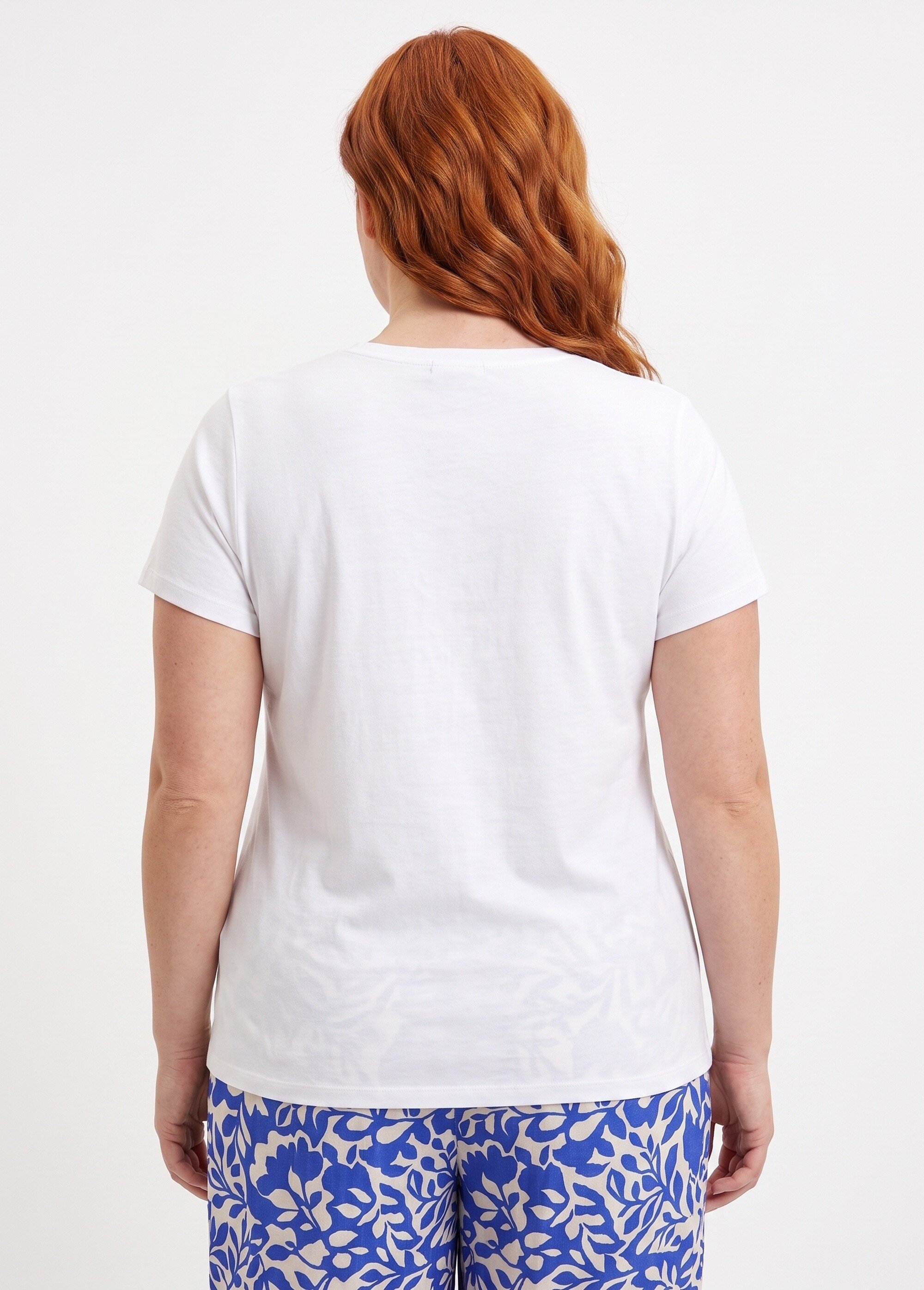 T-shirt encolure V avec broderie Amour