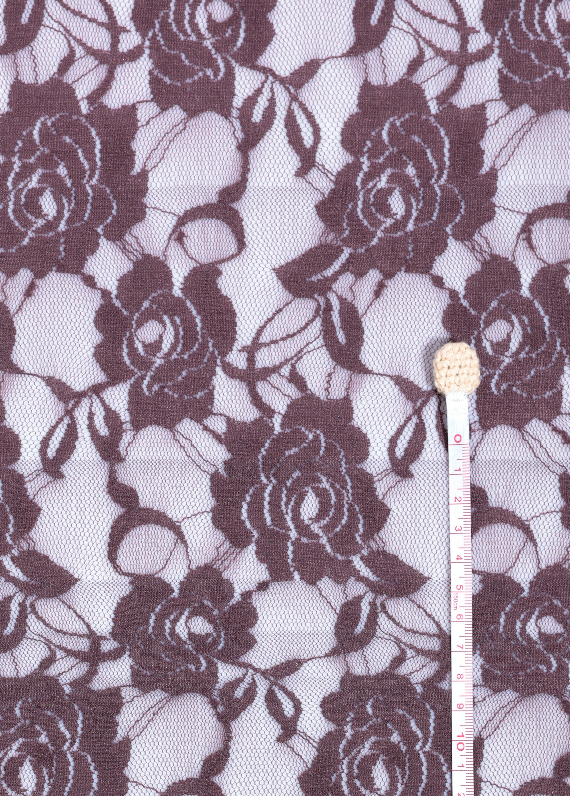 Coupon tissu habillement, dentelle fleurs