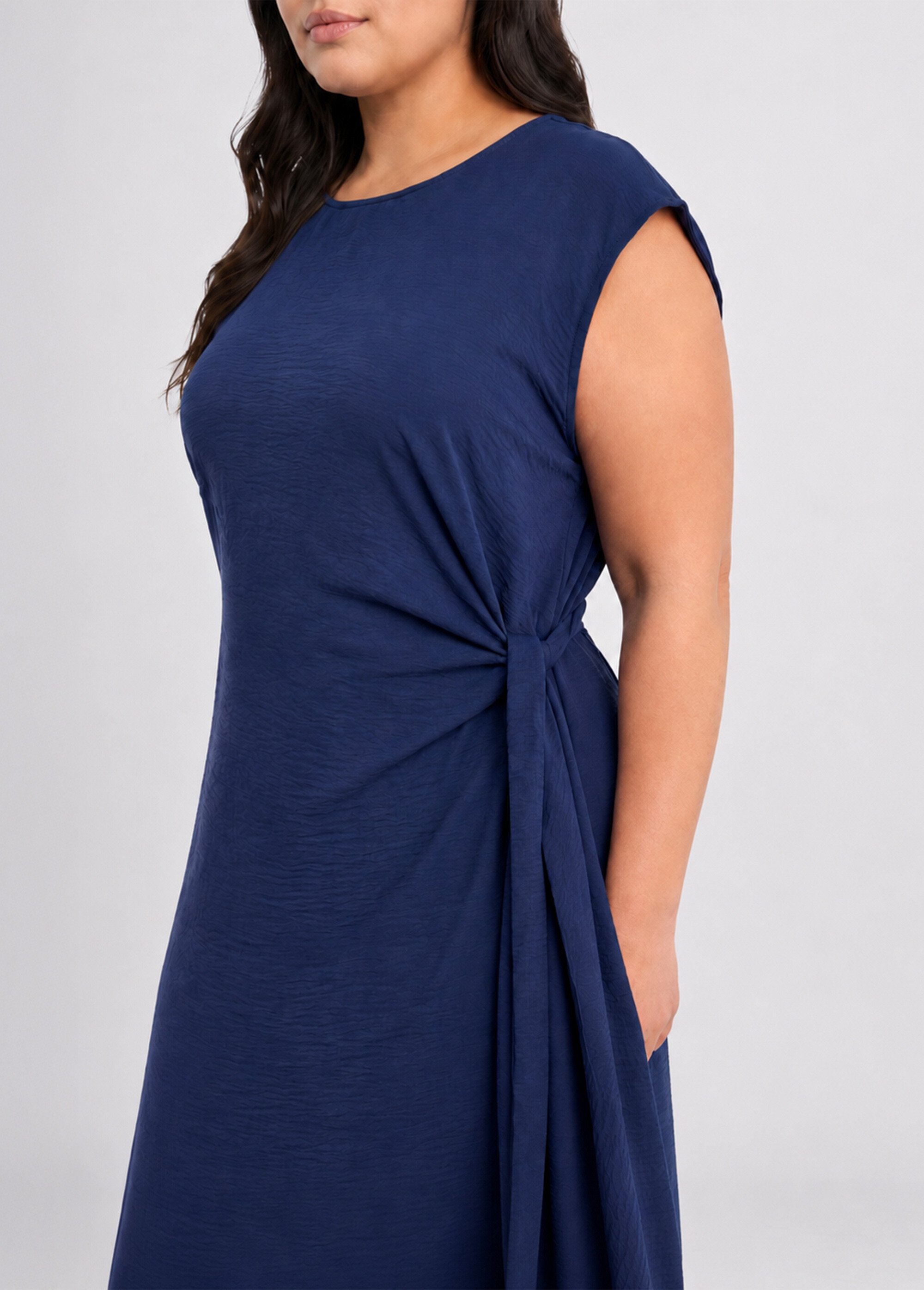 Robe longue col rond, taille nouée Femme Grande Taille Bleu MA-M1032-123 DE1