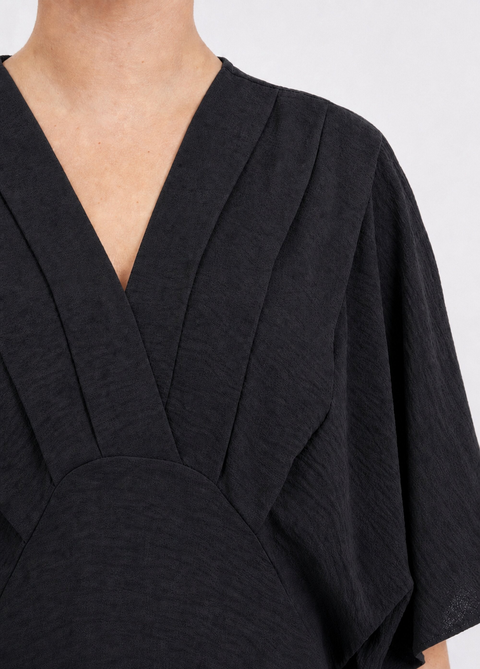 Robe longue col V plissé, taille haute Femme Grande Taille Noir MA-M1588-123 DE1