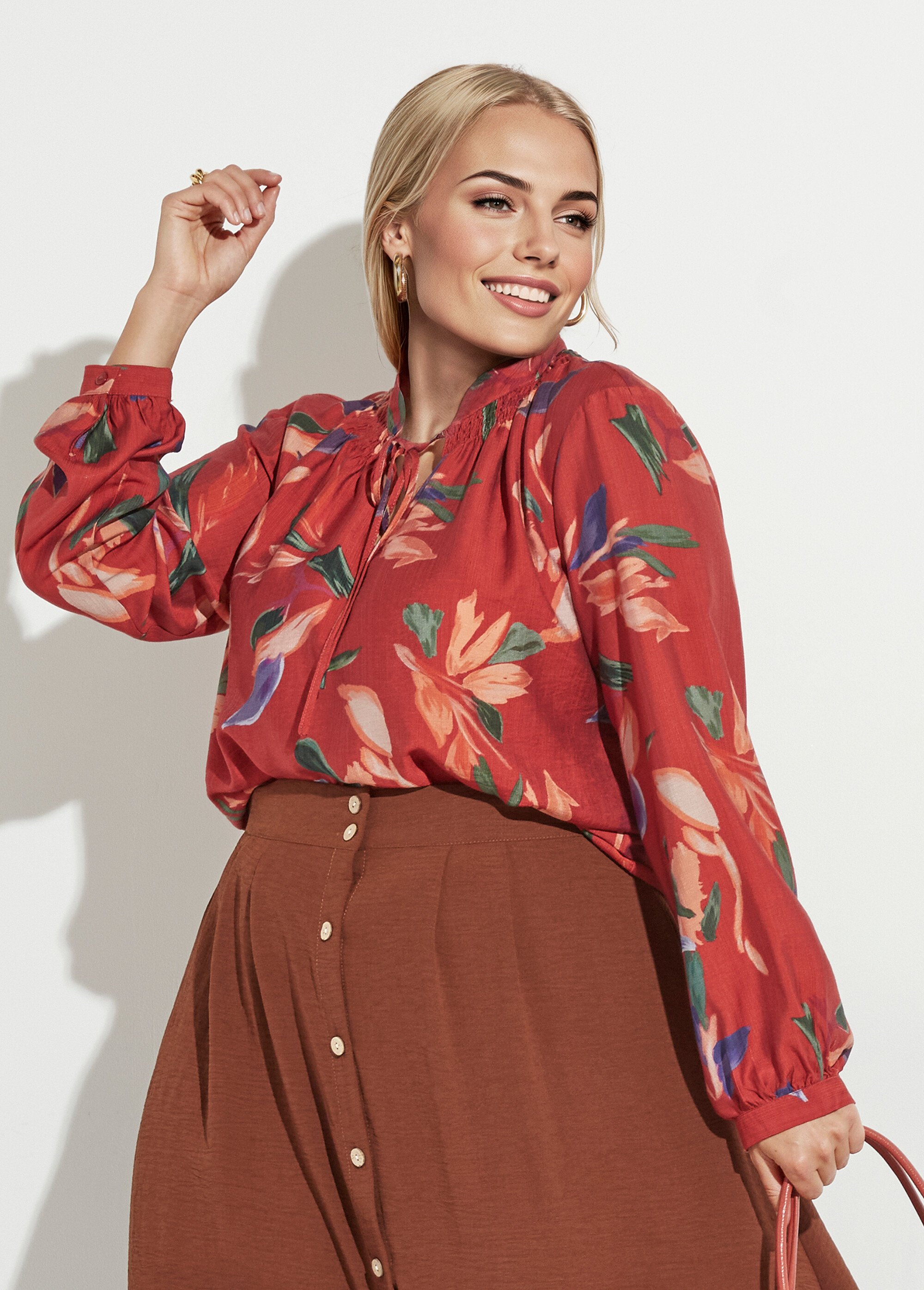 Tunique col V avec liens, fleuri arty Femme Grande Taille BRIQUE IMPRIME MAE-M910-5-2187 MV1