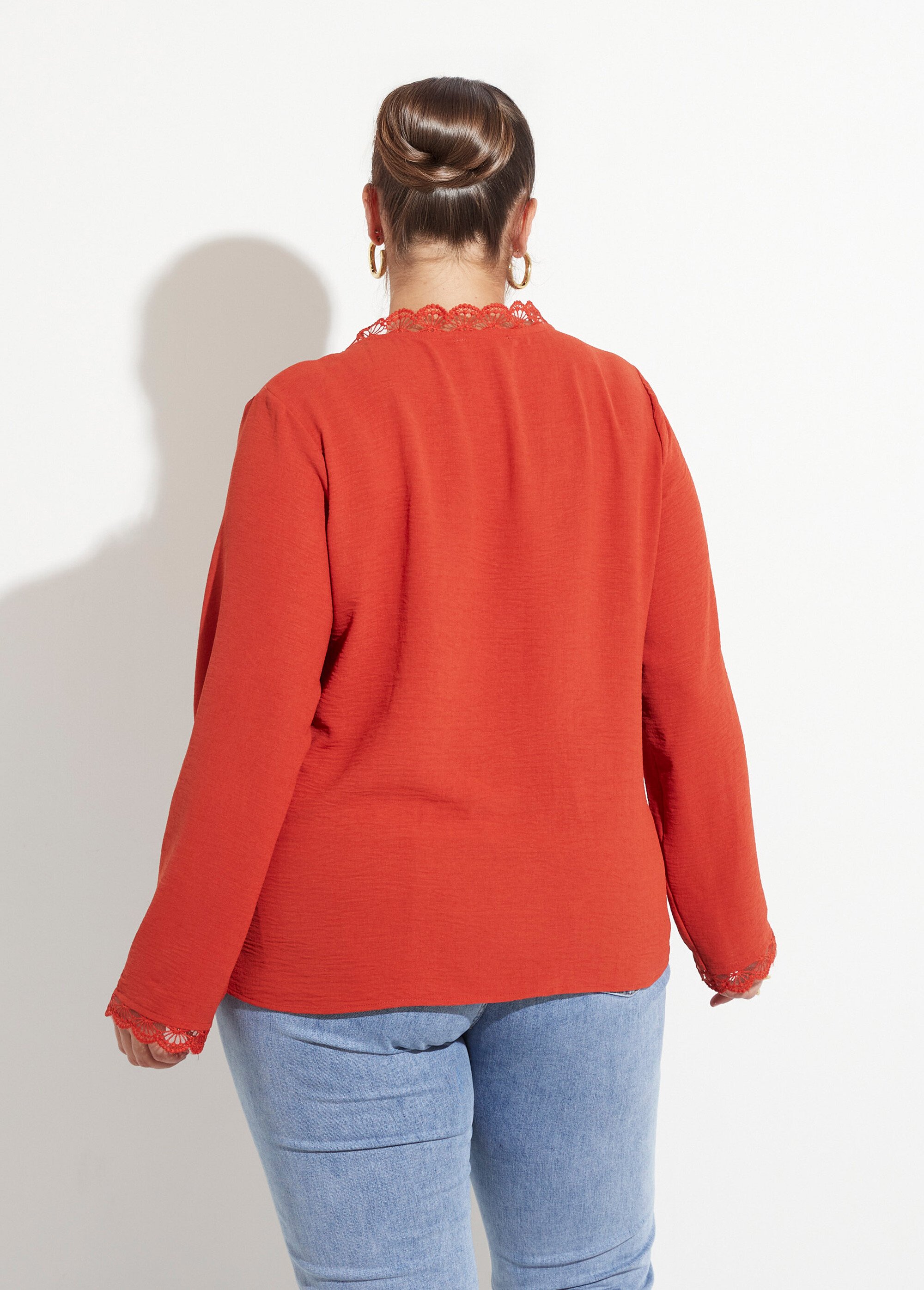 Tunique unie col V finition écailles Femme Grande Taille Rouge MAE-M225-5-123 DO1