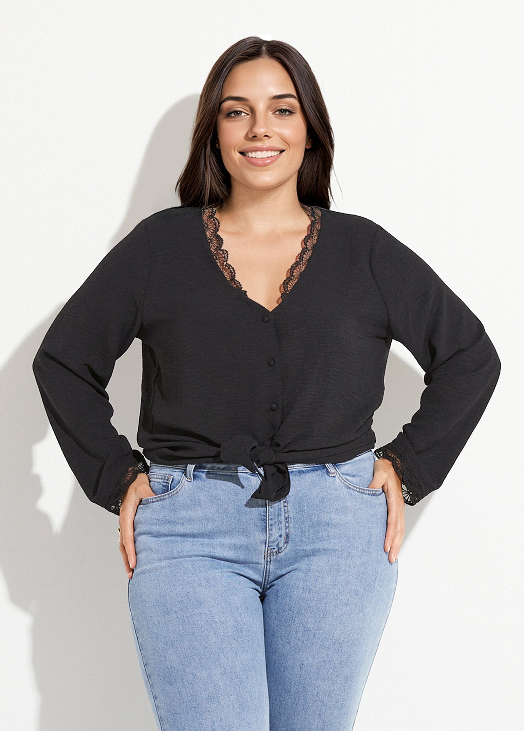 Tunique unie col V finition écailles Femme Grande Taille Noir MAE-M225-5-123 FA1
