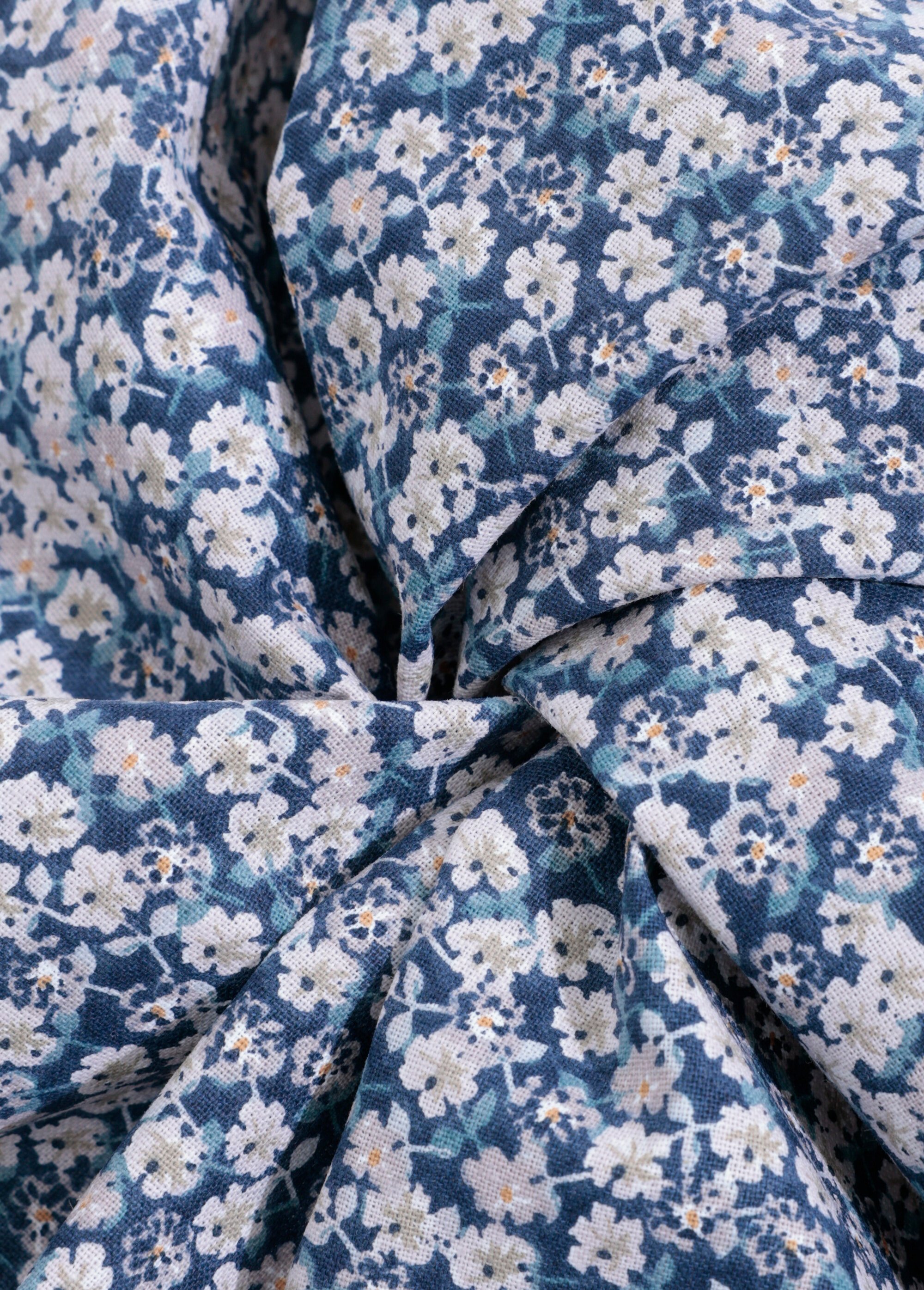 Coupon tissu motif fleuri 4B