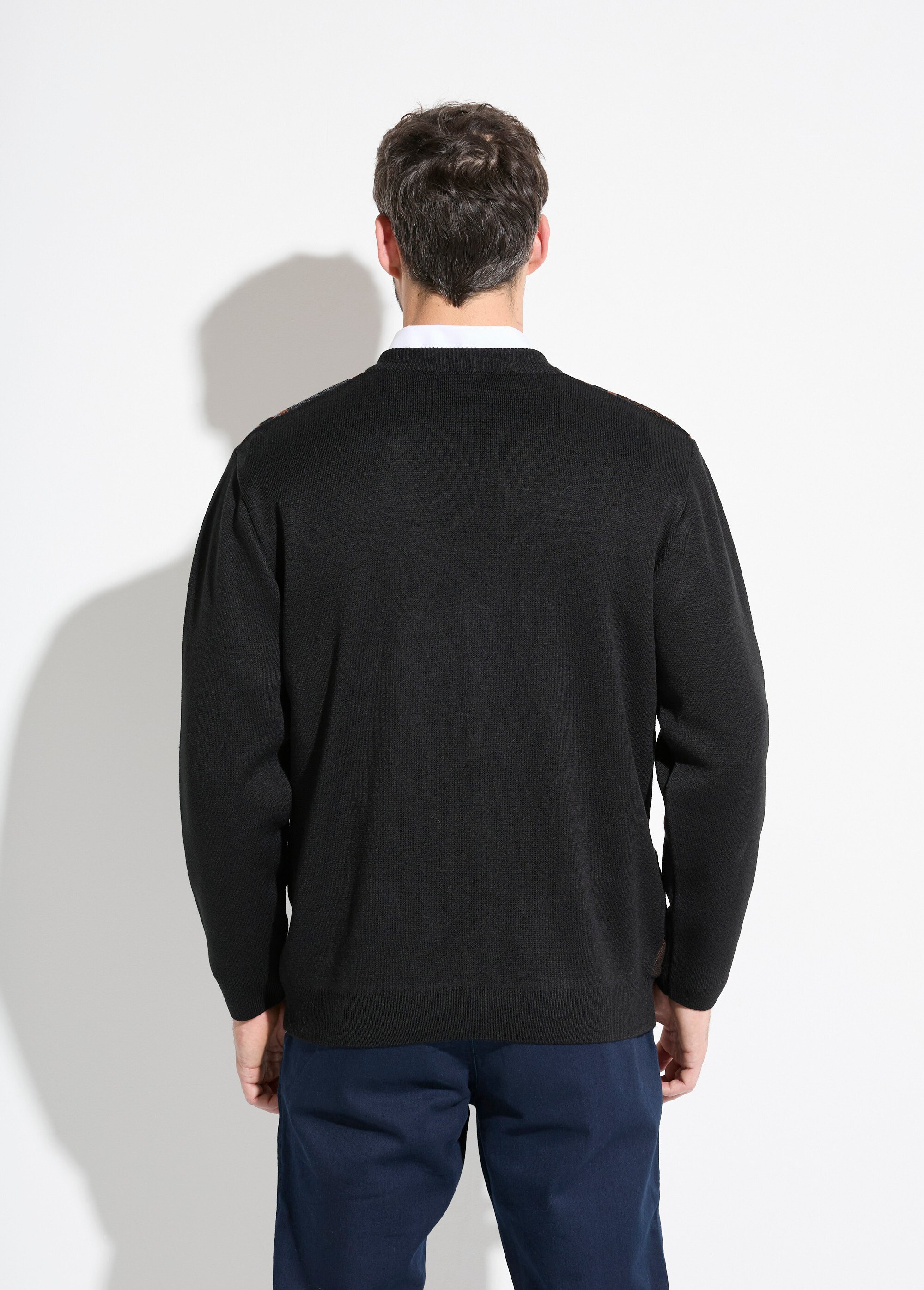 Gilet col V boutonné rayures jacquard laine