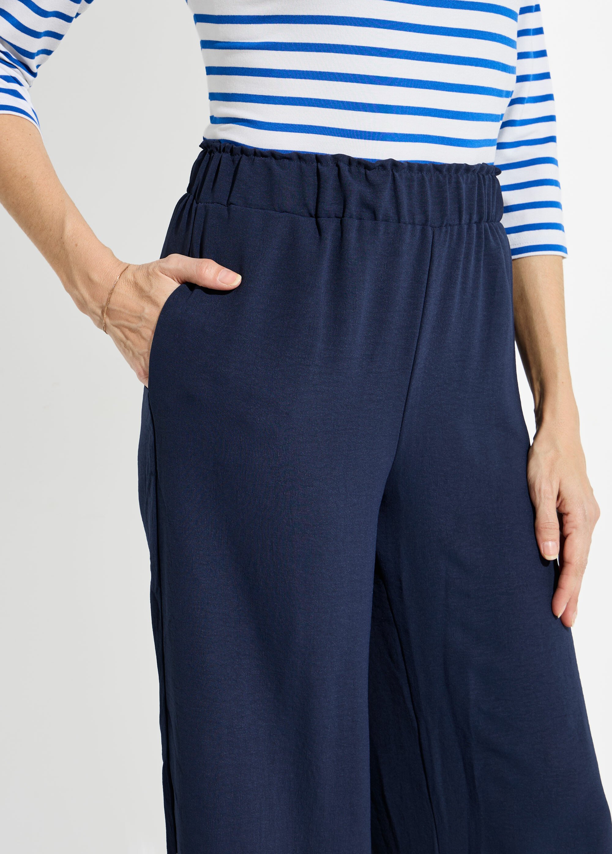 Pantalon large fluide en crêpe