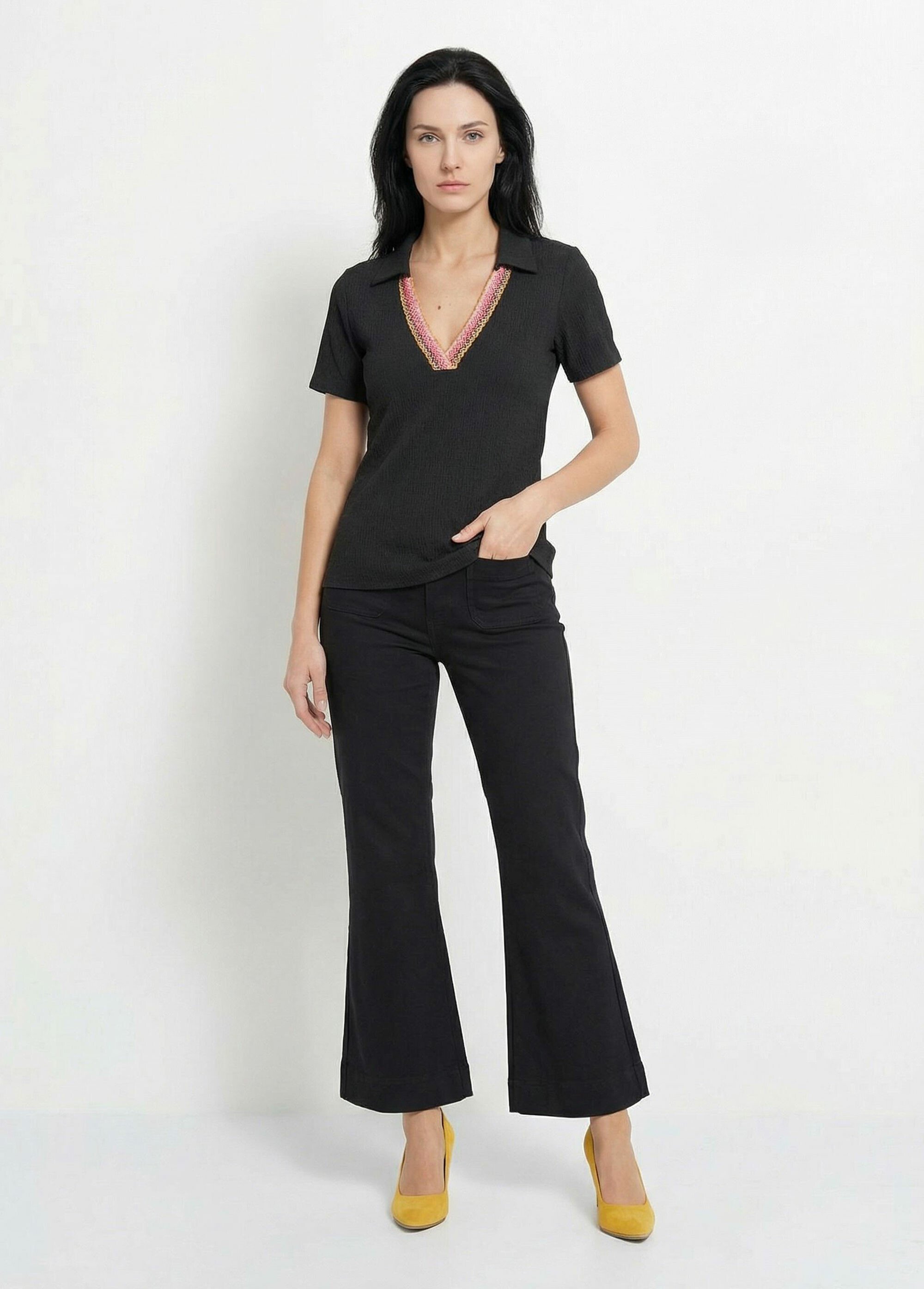 Tunique gaufrée col V fantaisie Femme Noir TM-MACEDO SF1