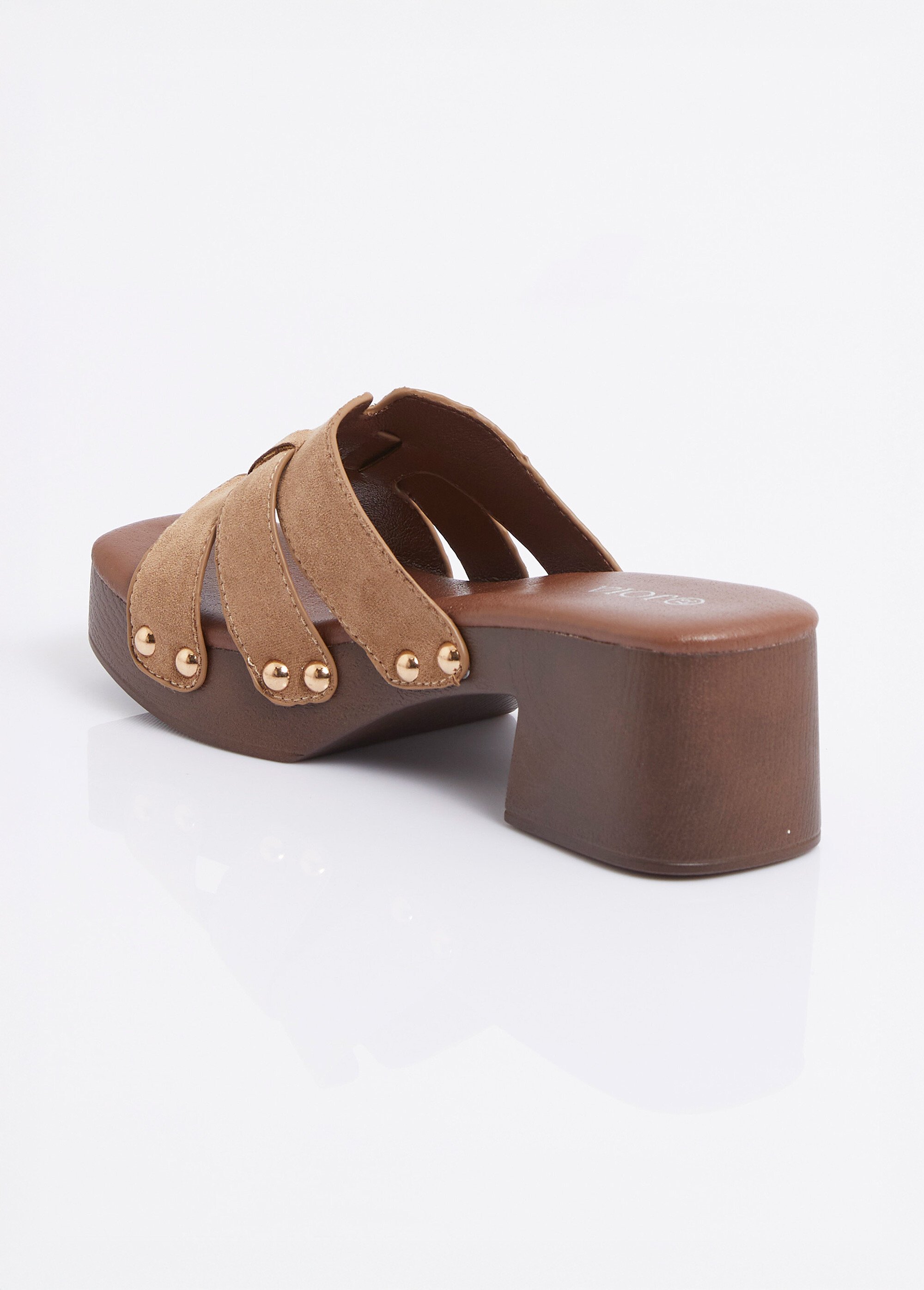 Mules cloutées en suédine, façon sabots