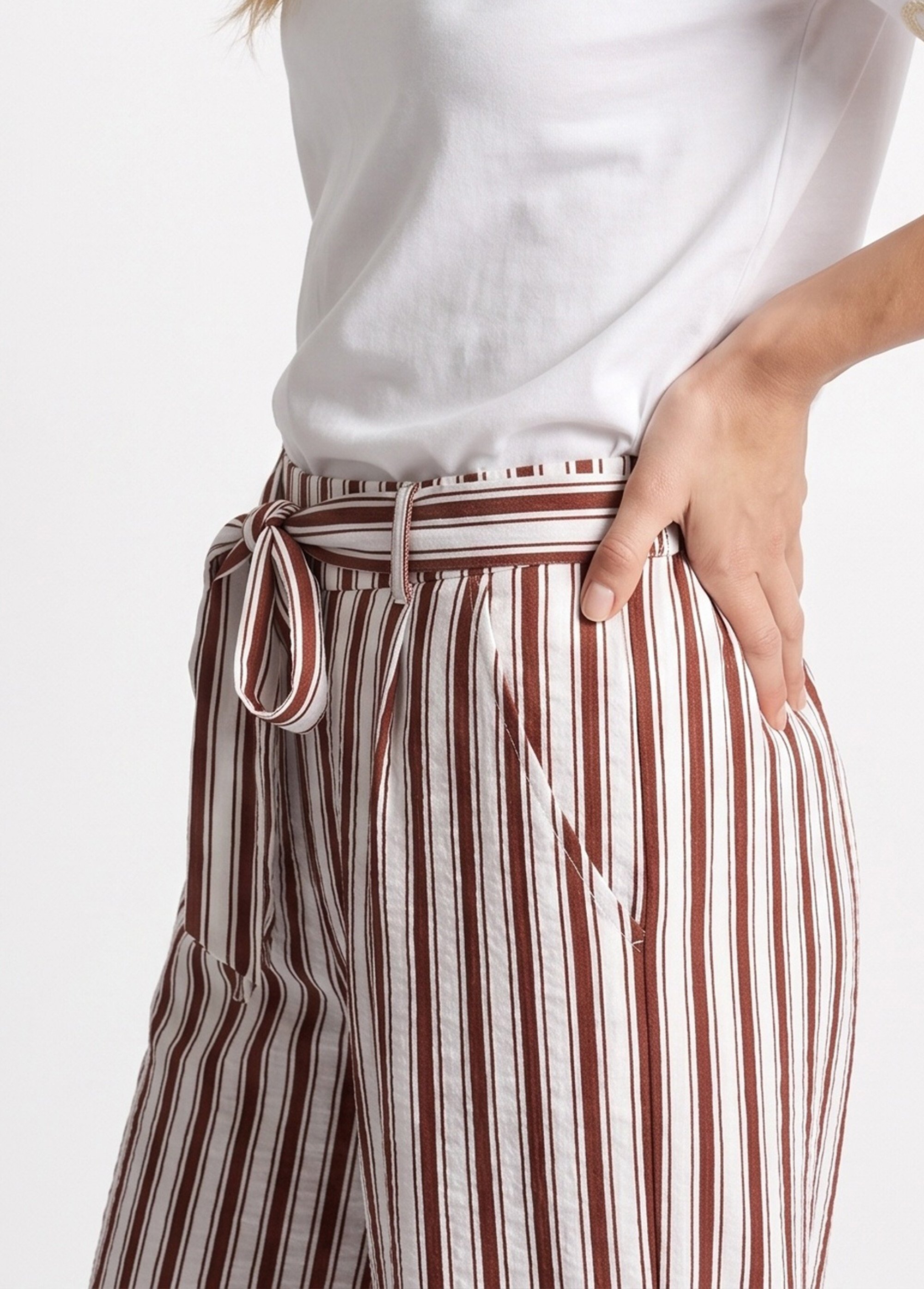 Pantalon rayé ceinturé, fils métallisés Femme Marron IKB-81645 DE1