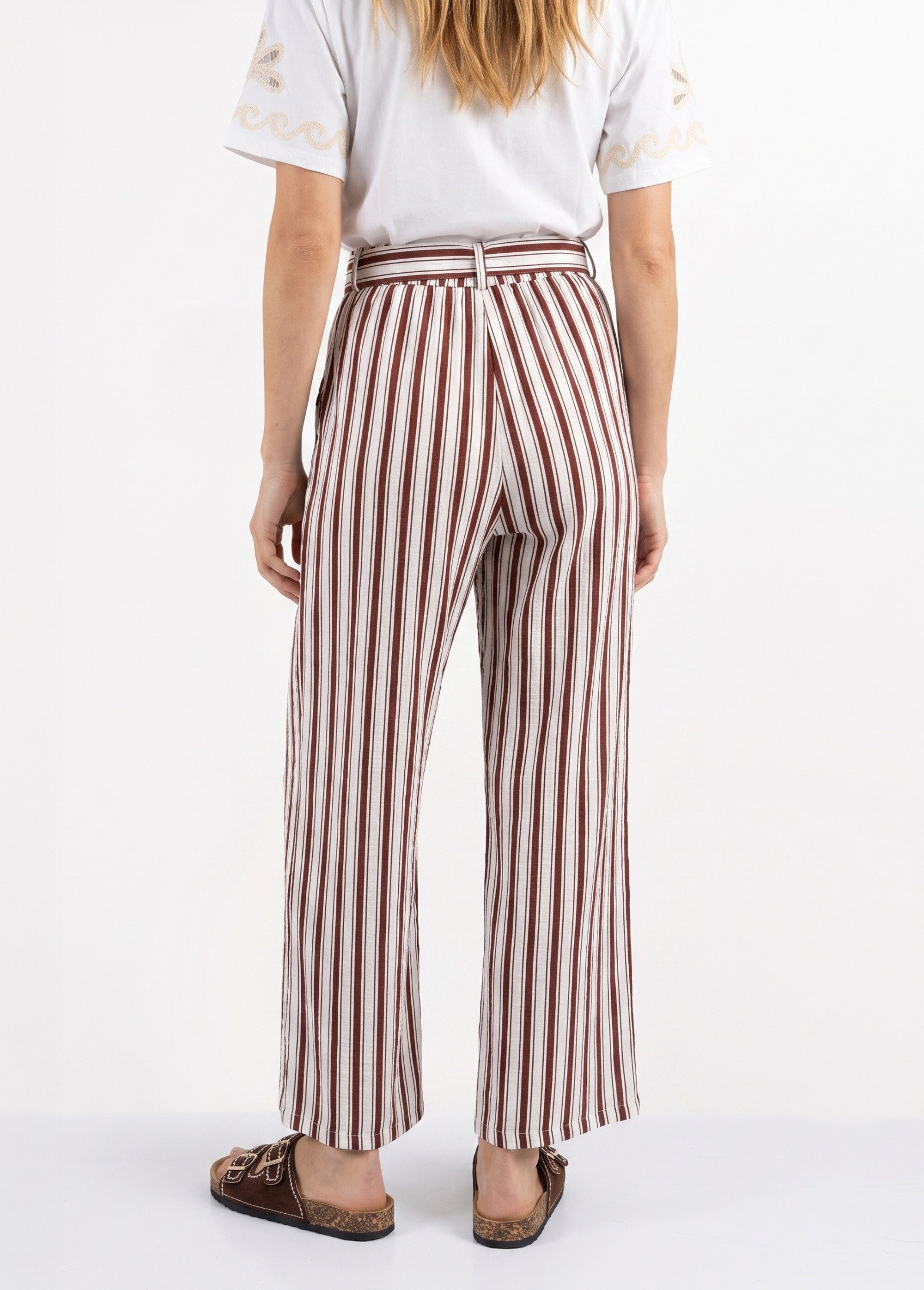 Pantalon rayé ceinturé, fils métallisés Femme Marron IKB-81645 DO1