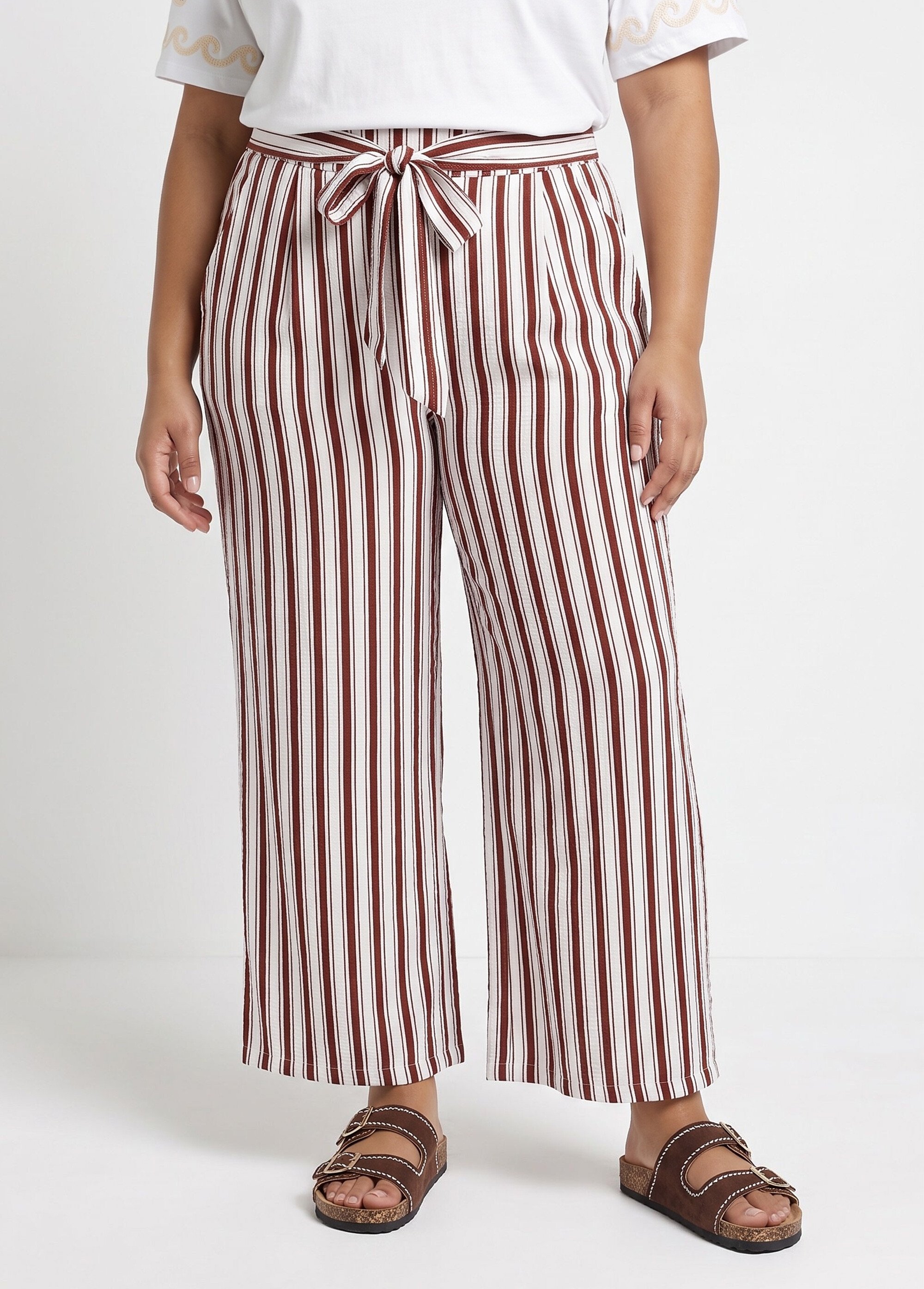 Pantalon rayé ceinturé, fils métallisés Femme Grande Taille Marron IKB-81645 FA1