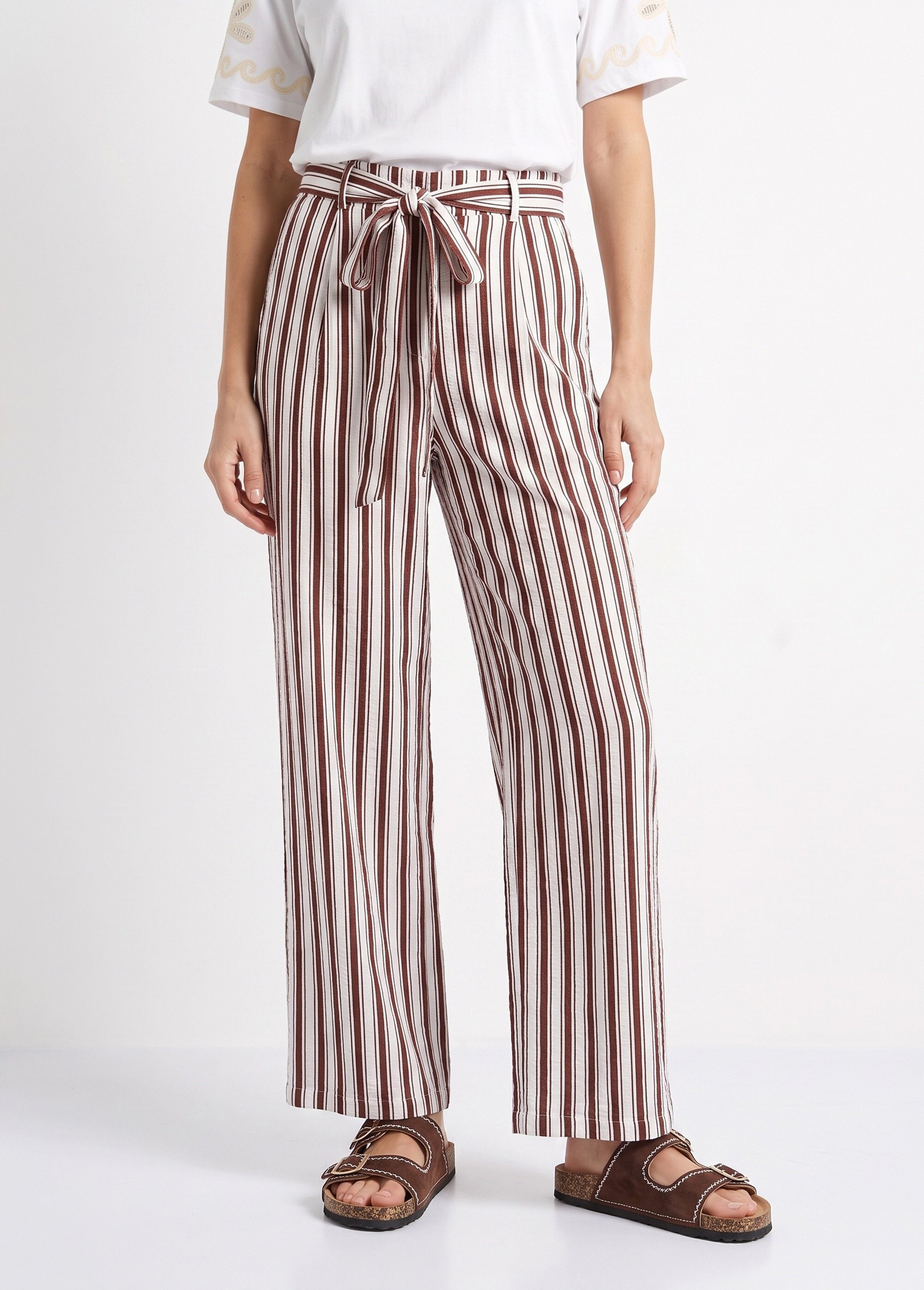 Pantalon rayé ceinturé, fils métallisés Femme Marron IKB-81645 FA1