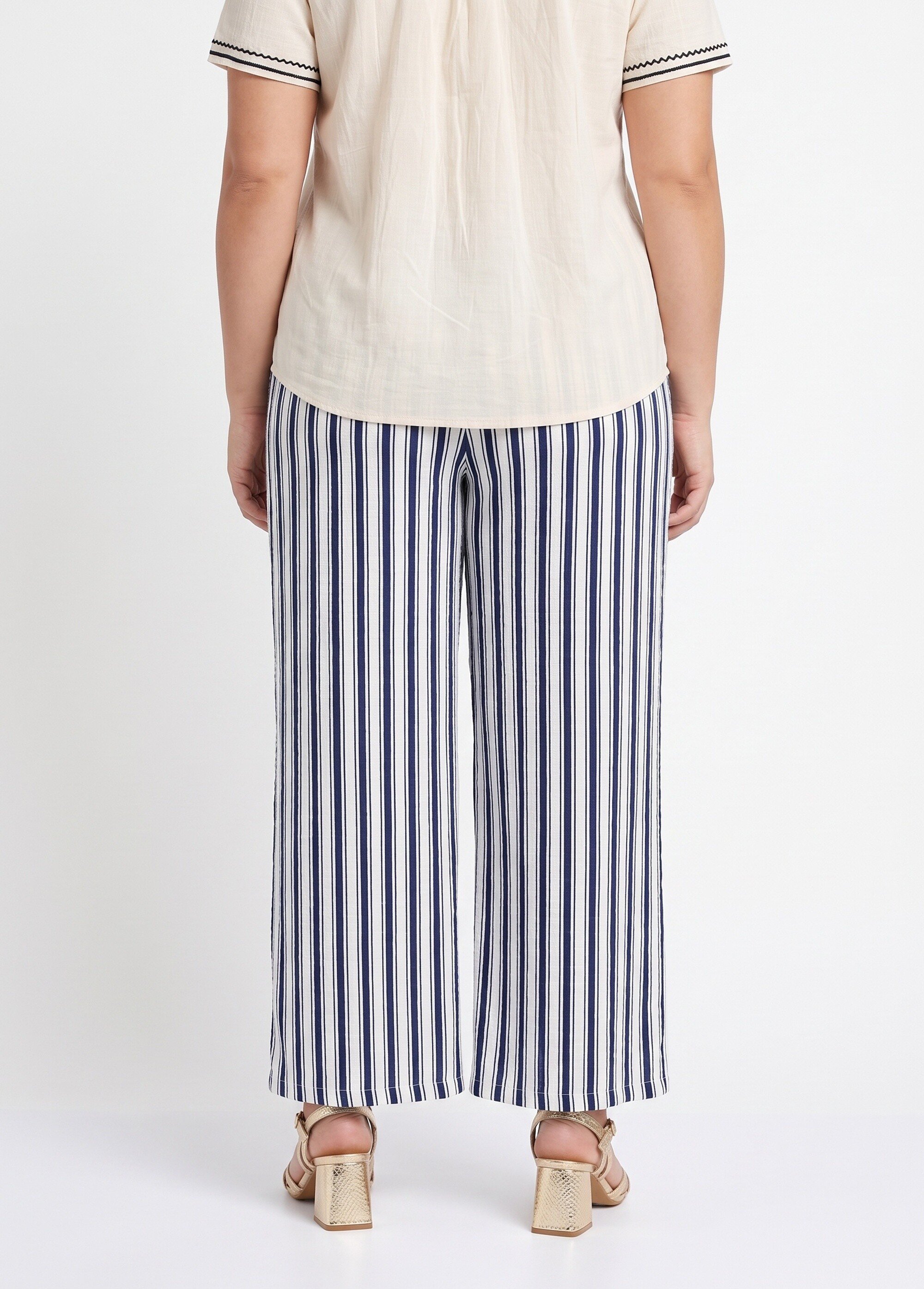 Pantalon rayé ceinturé, fils métallisés