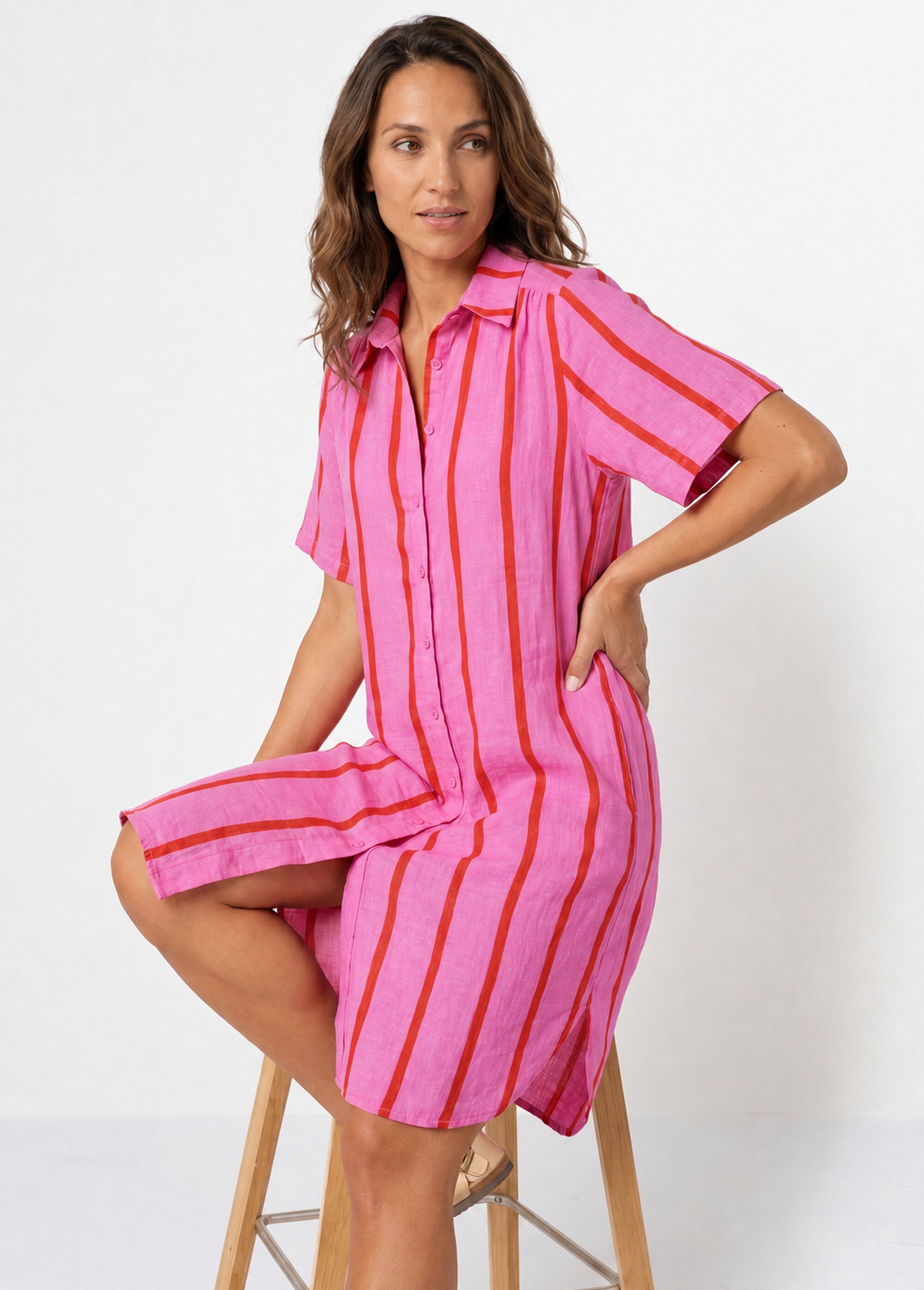 Robe chemise courte à rayures vives