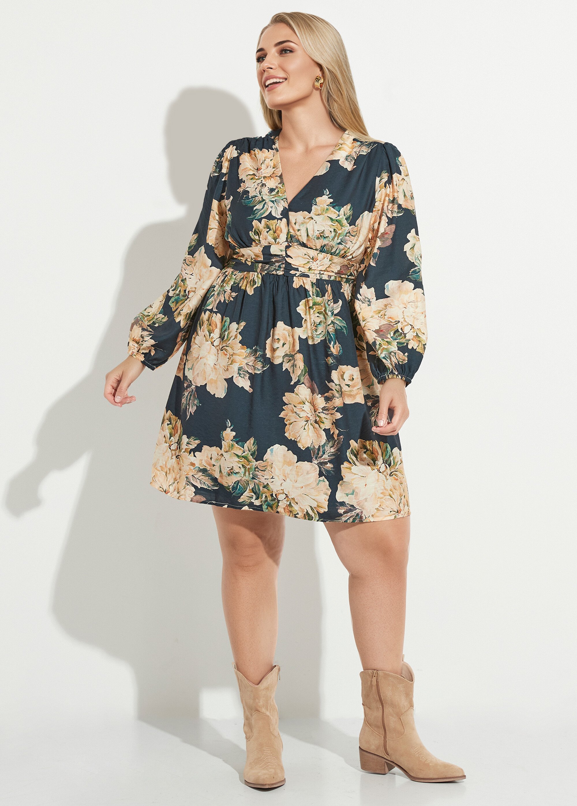 Robe courte taille plissée, pivoines Femme Grande Taille Bleu MAE-M282-5-2111 FA1