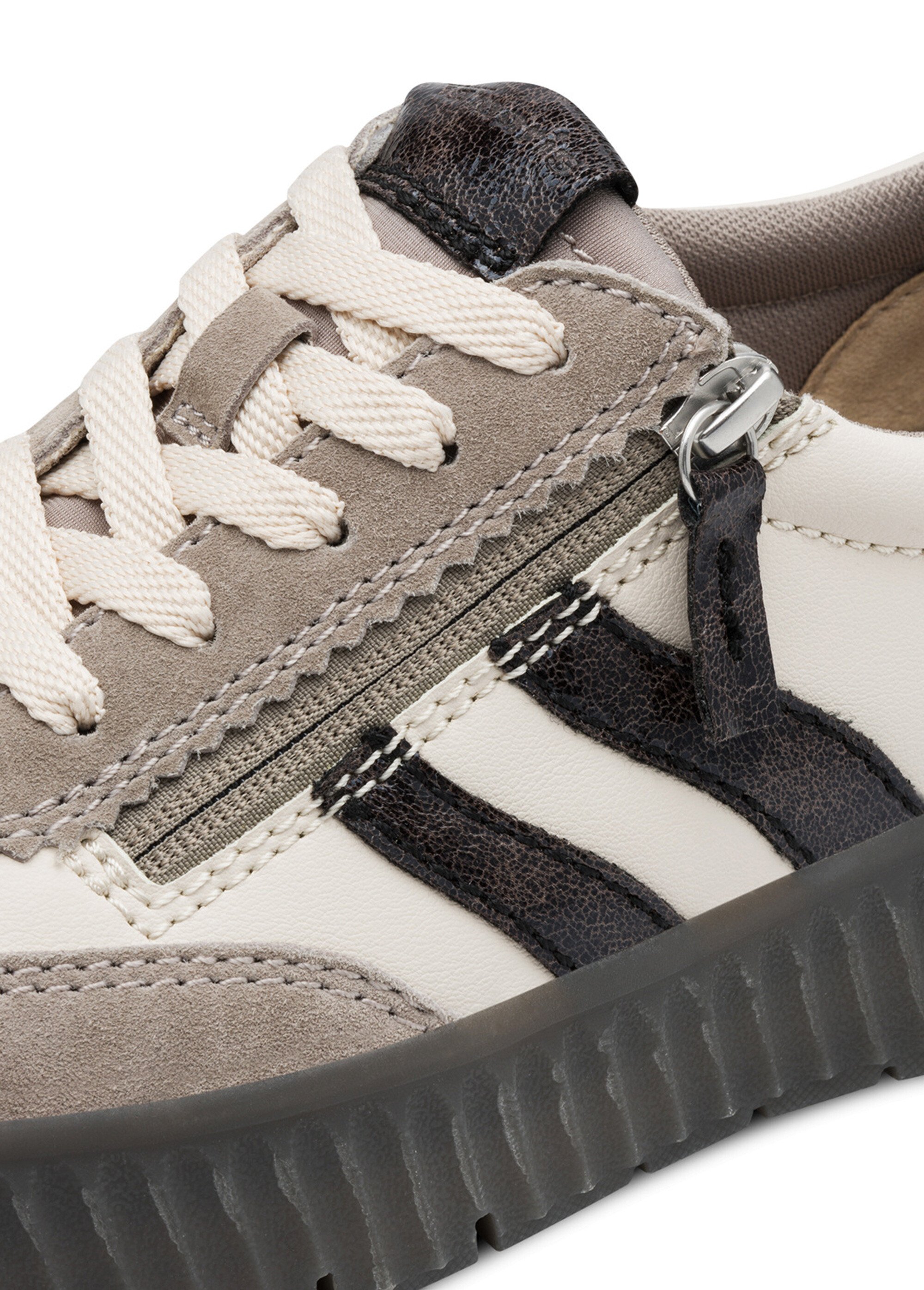 Baskets vintage en cuir, semelle épaisse Femme Gris TAM88372945 DE1