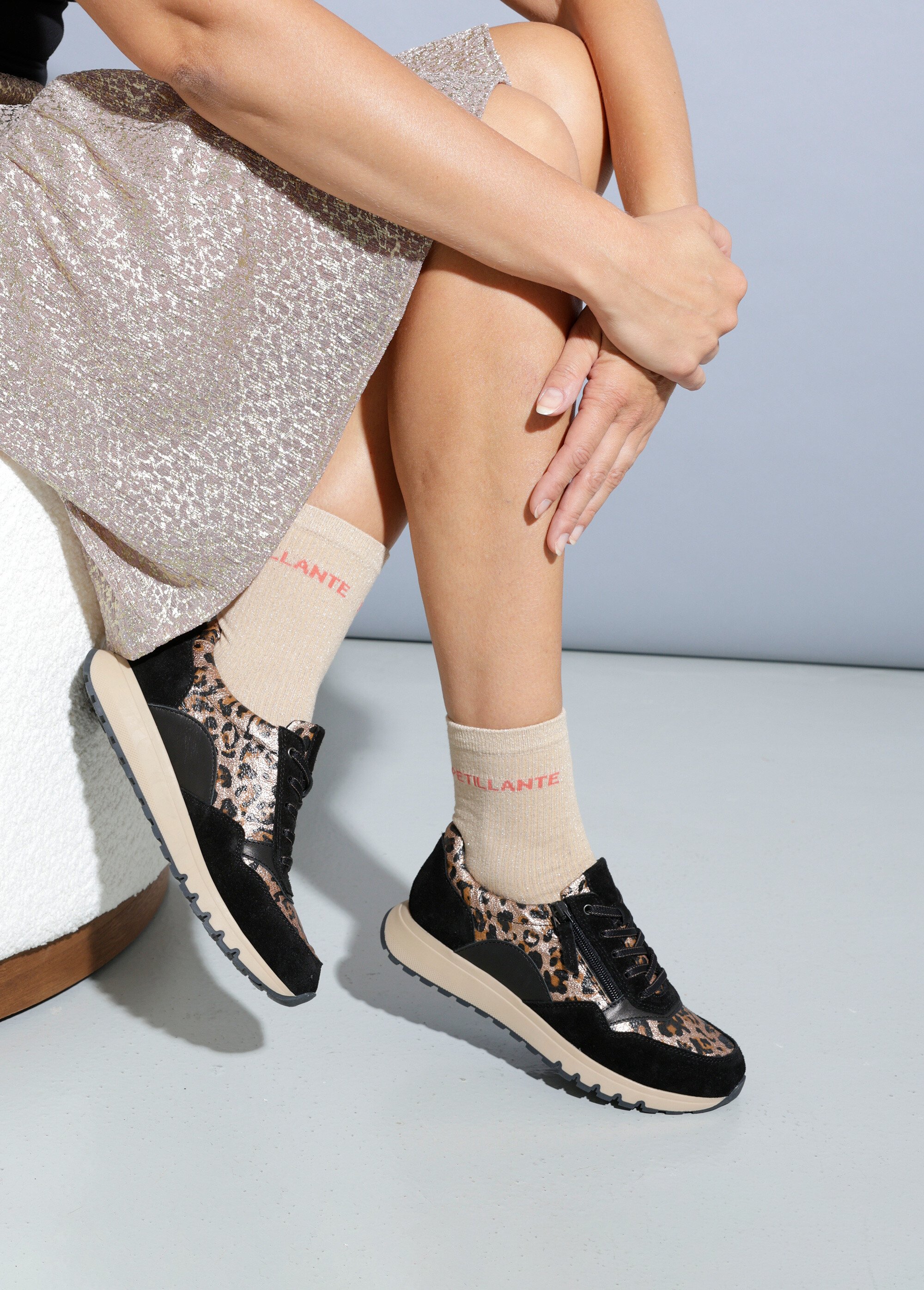 Baskets zippées largeur confort cuir et imprimé peau de bête Femme Beige ORIEL SF1