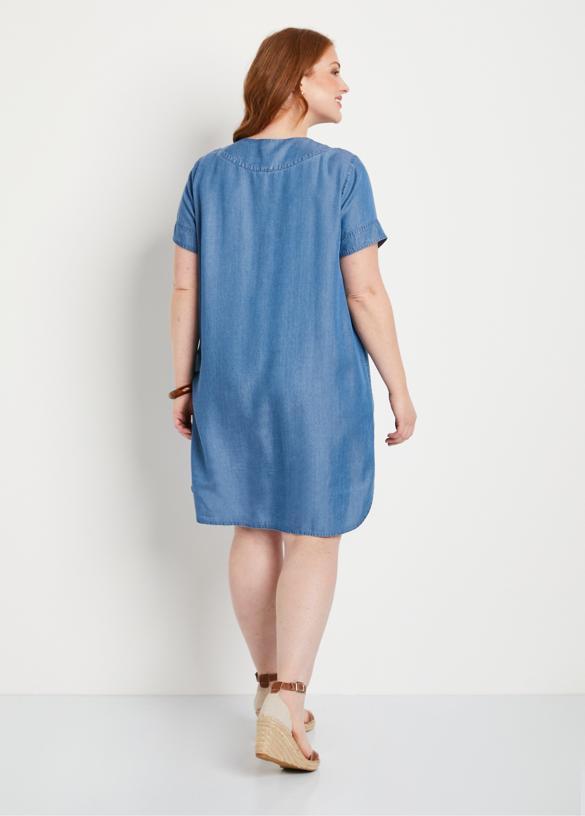 Robe courte droite tissu lyocell