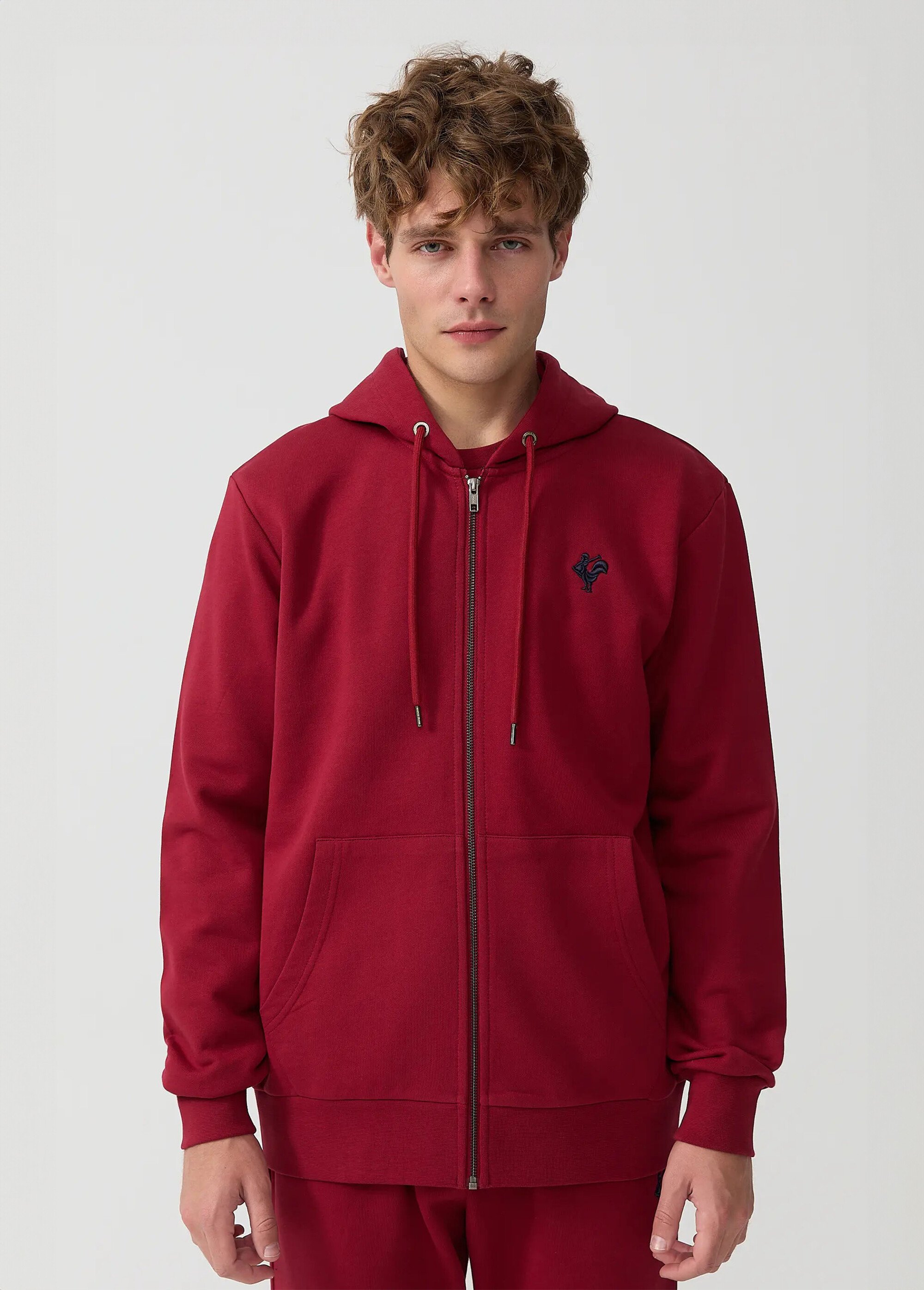 Sweat molletonné zippé à capuche