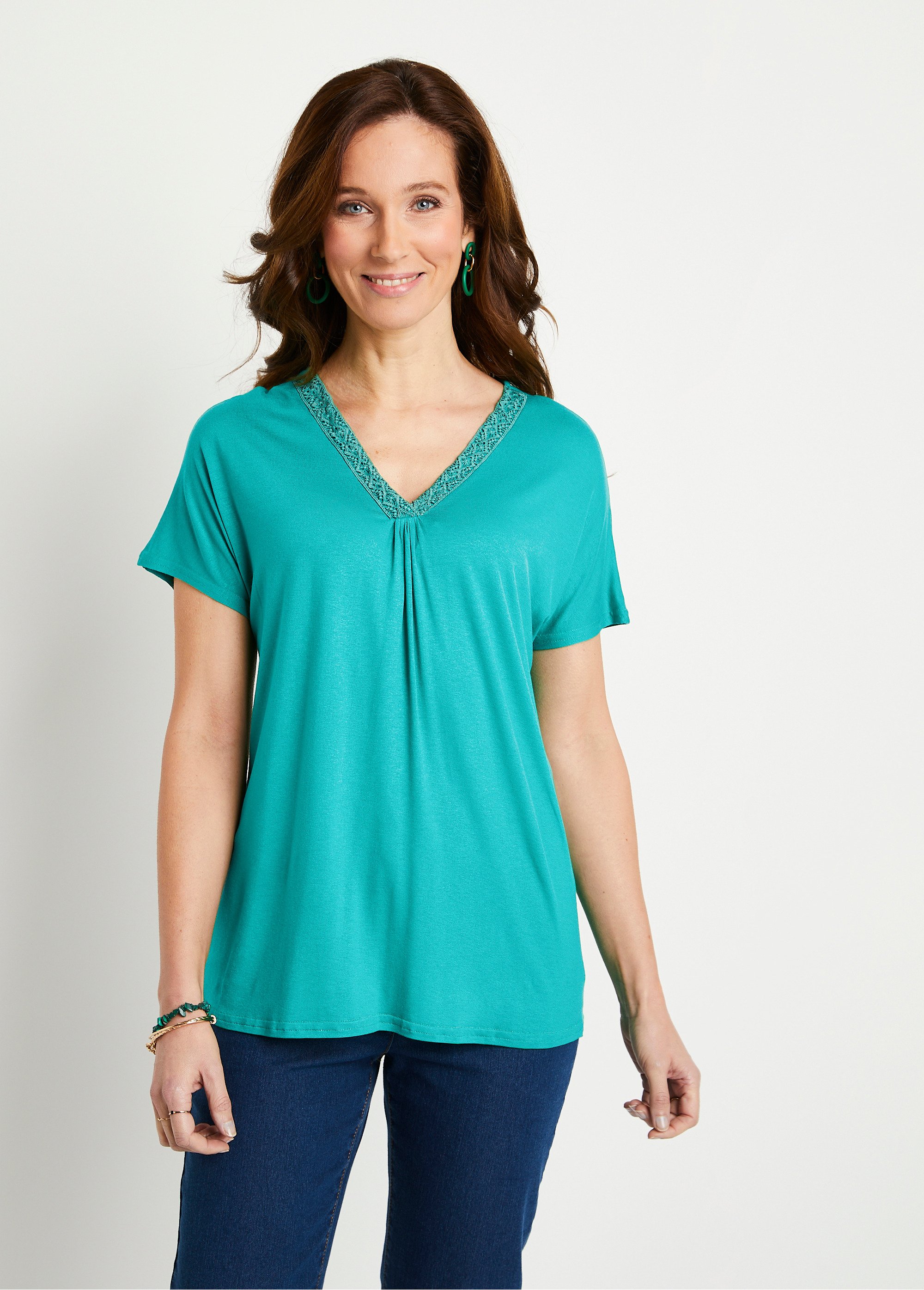 T-shirt long évasé dentelle