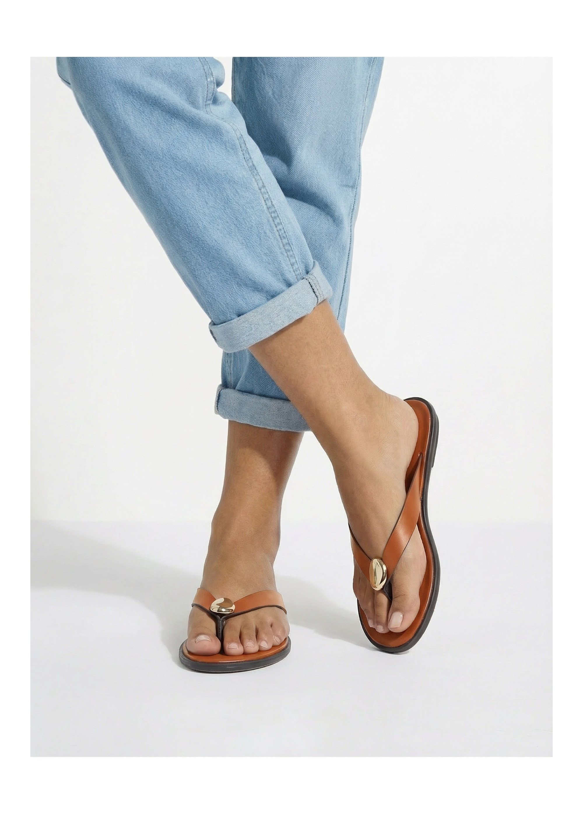 Tongs simili cuir, détail bijou métal Femme Marron JOIH8-1187A SI1