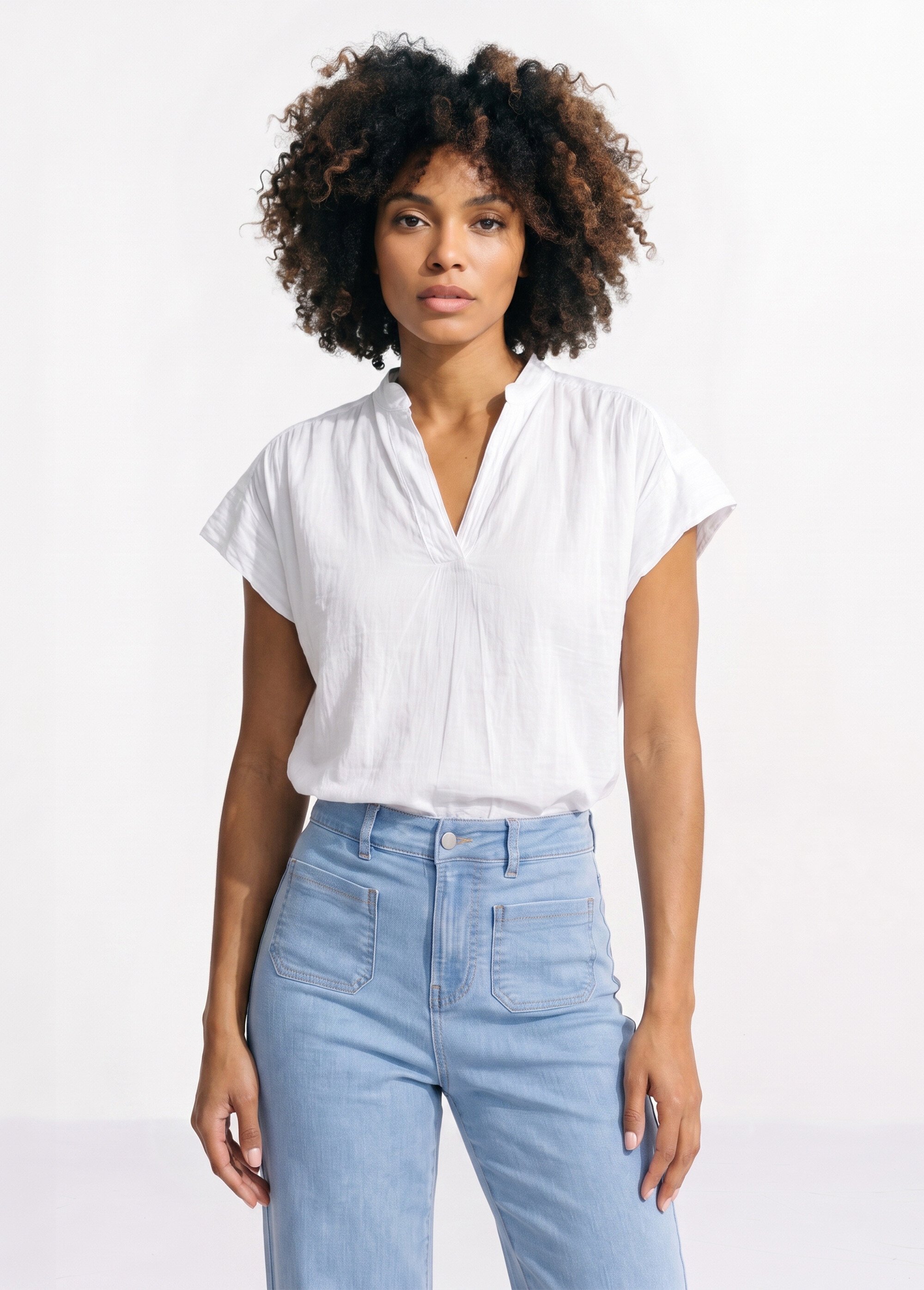 Tunique en coton léger encolure en V Femme Blanc AND-83348 FA1