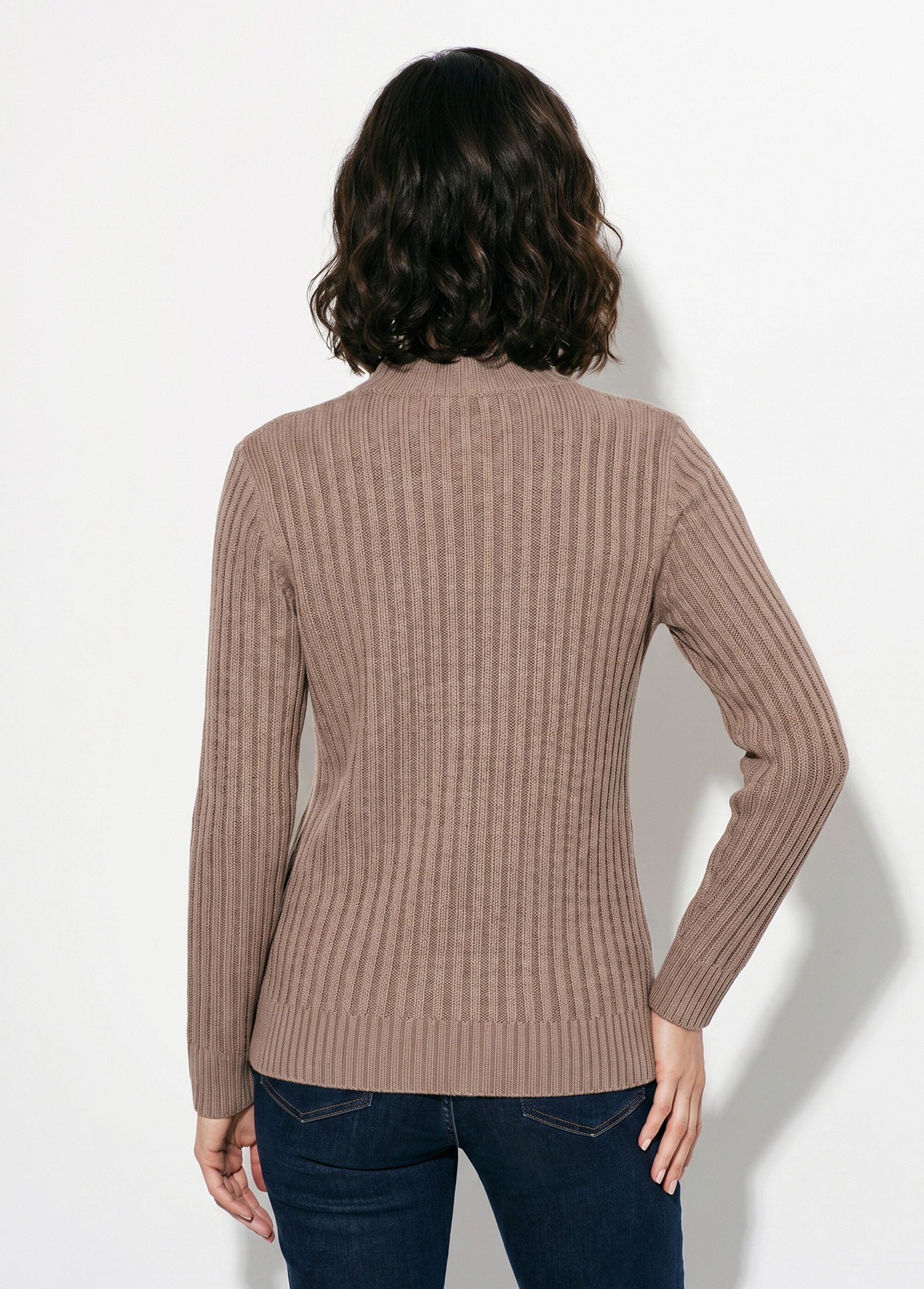 Pull chaud style irlandais col montant