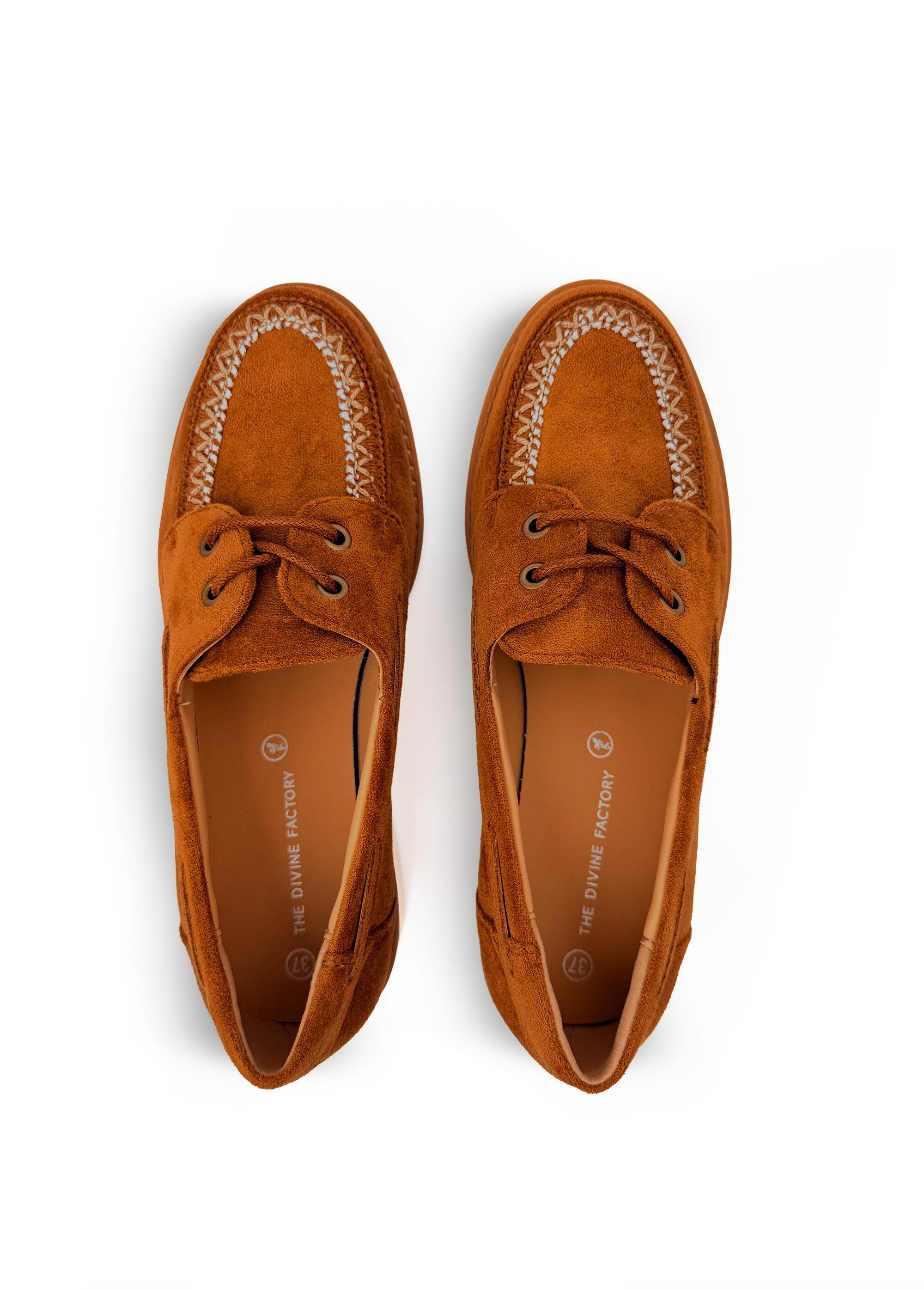Derbies aspect suédine, détails brodés Femme Marron JP-TDF5440 OV1