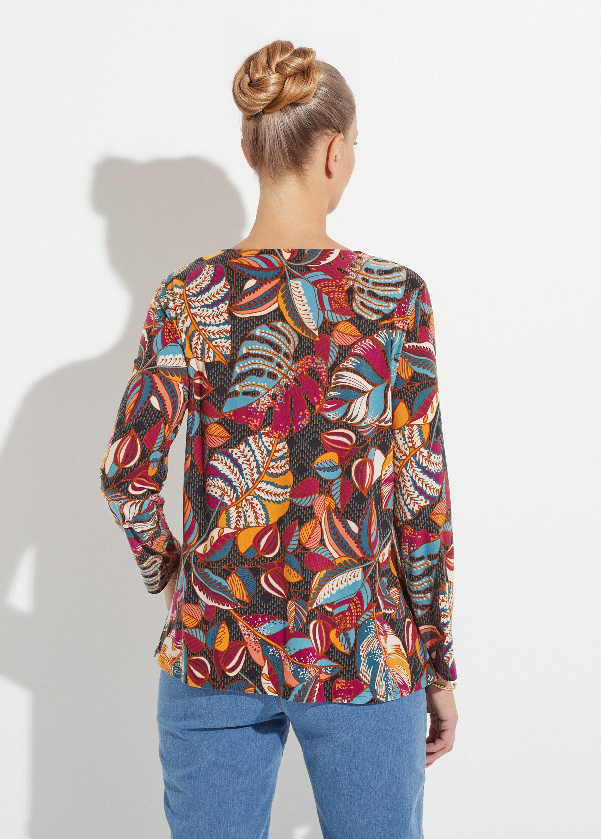 T-shirt col V manches longues imprimé
